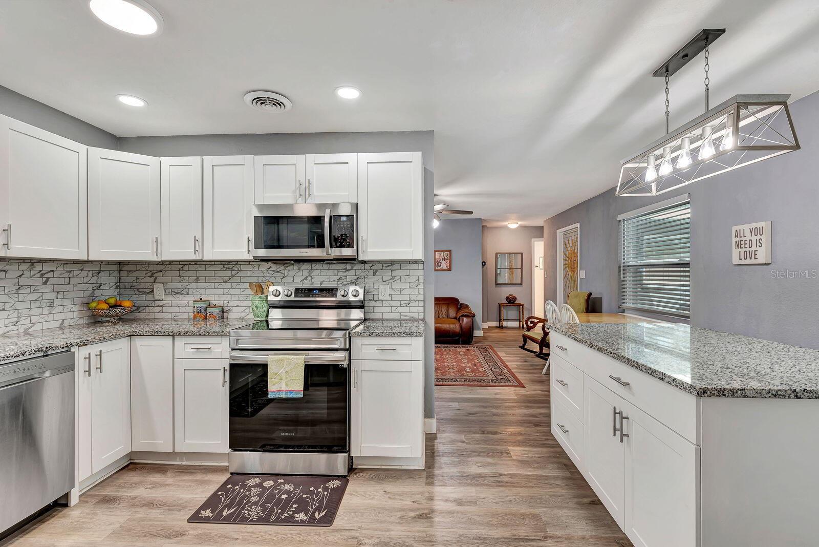 COLLEGE HEIGHTS - Residential