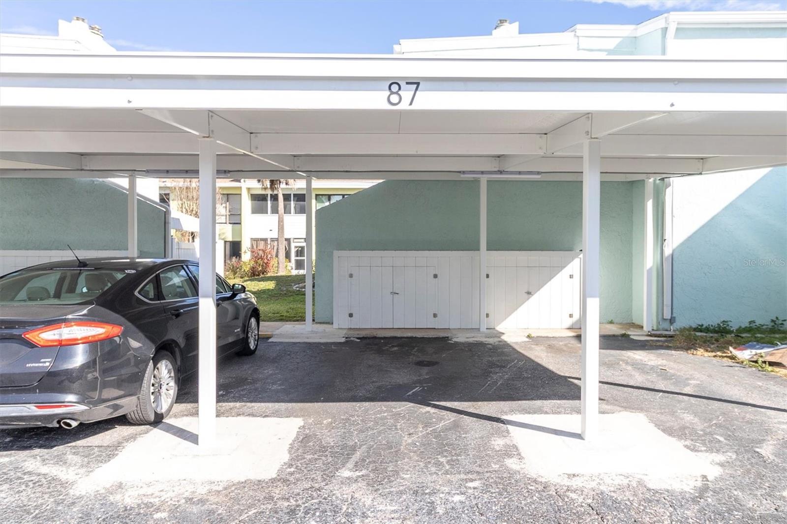 WINDRUSH COVE PH 1 CONDO - Residential