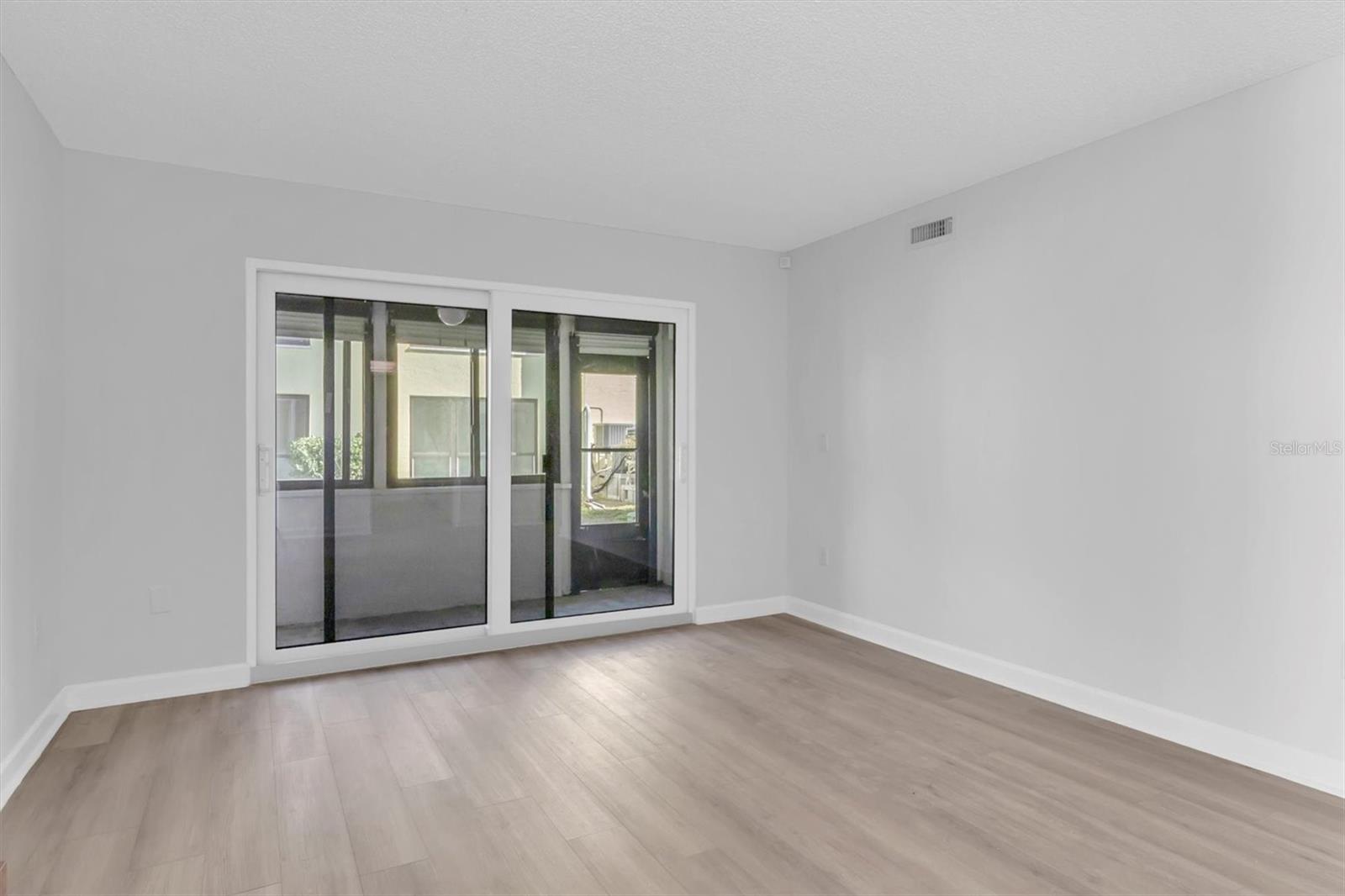 1 WINDRUSH BOULEVARD 87