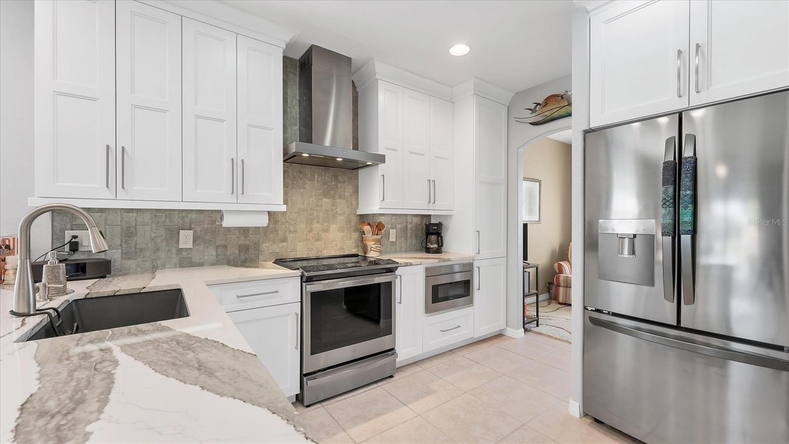 ROTONDA RIVER VILLAGE - Residential