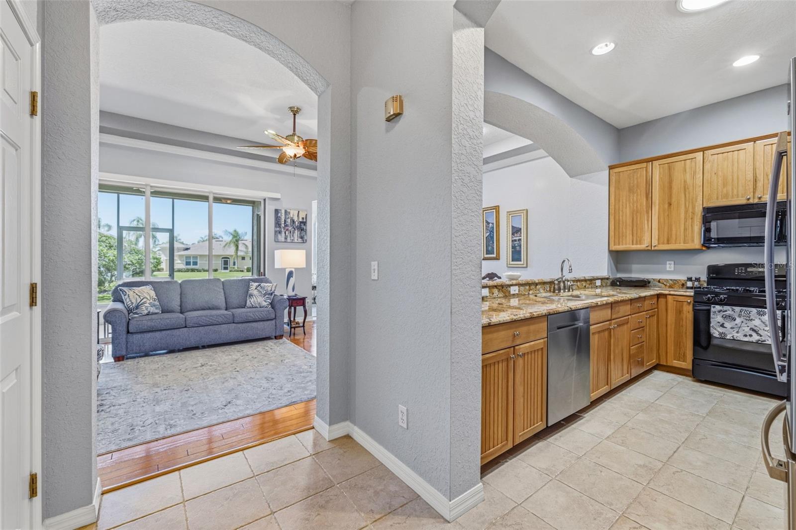 KENSINGTON CONDO - Residential