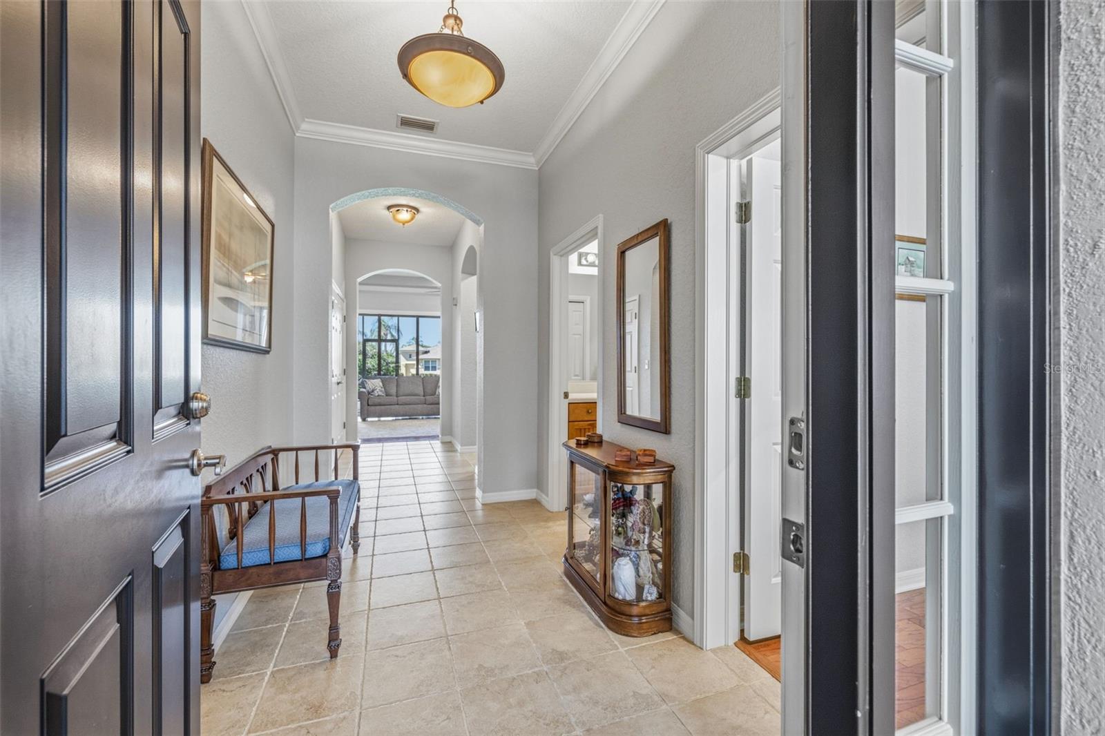KENSINGTON CONDO - Residential