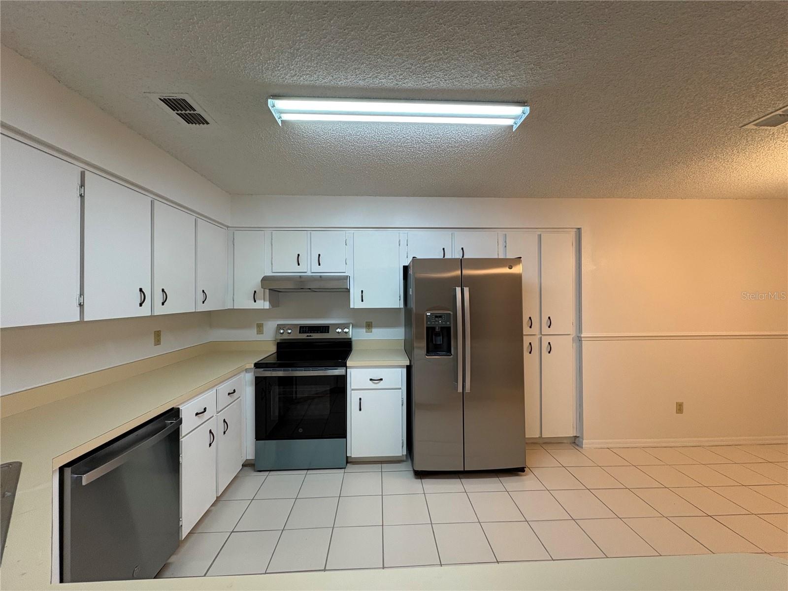 MARION OAKS - Residential Lease