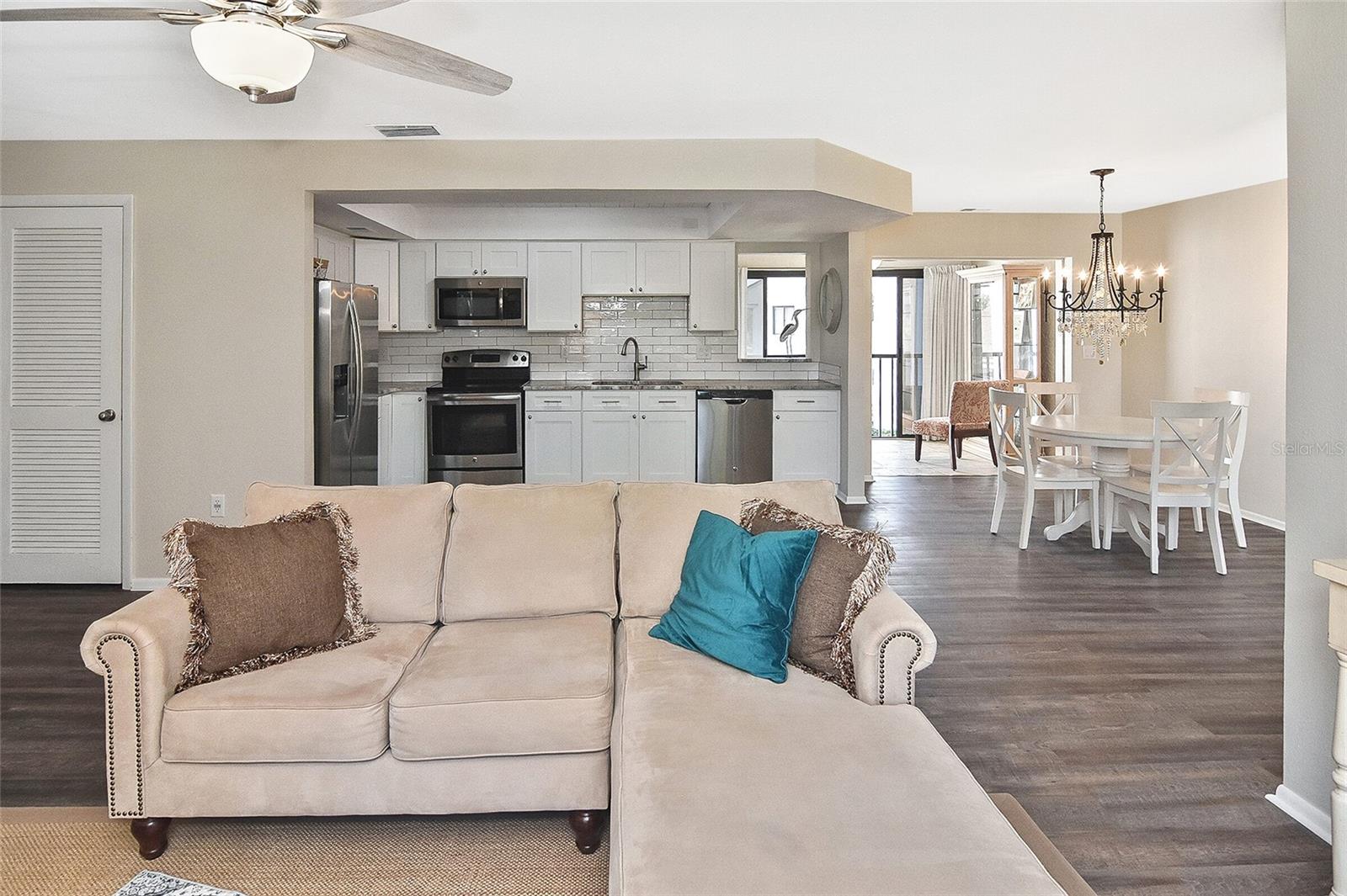 796 CAPRI ISLES BOULEVARD 242
