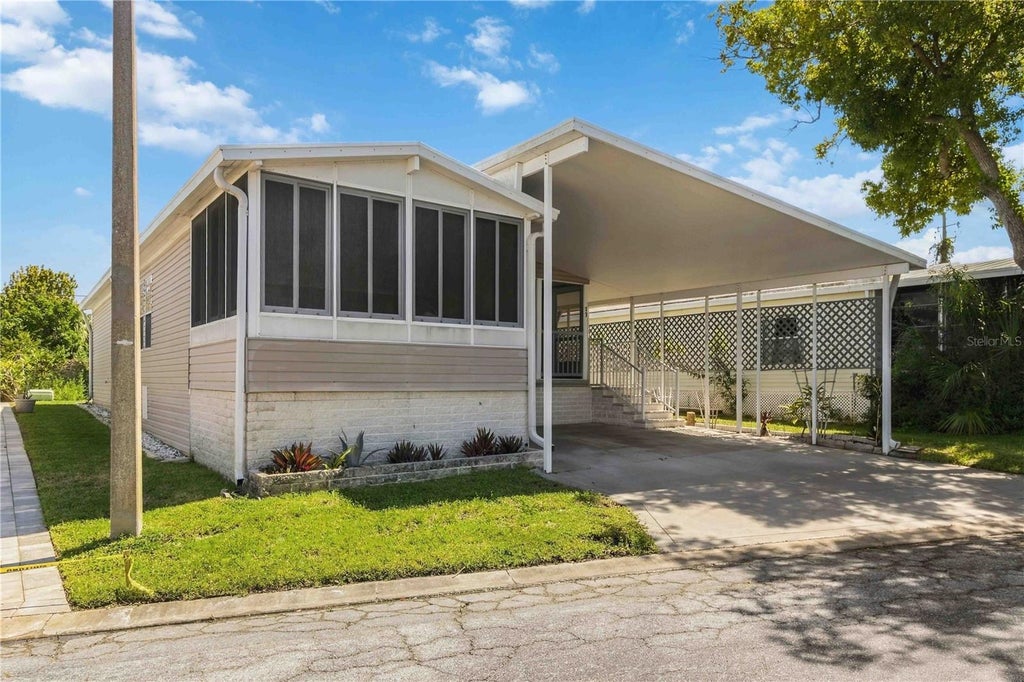 Photo of 9790 66th Street N #73, Pinellas Park, FL 33782 (MLS # S5157143)
