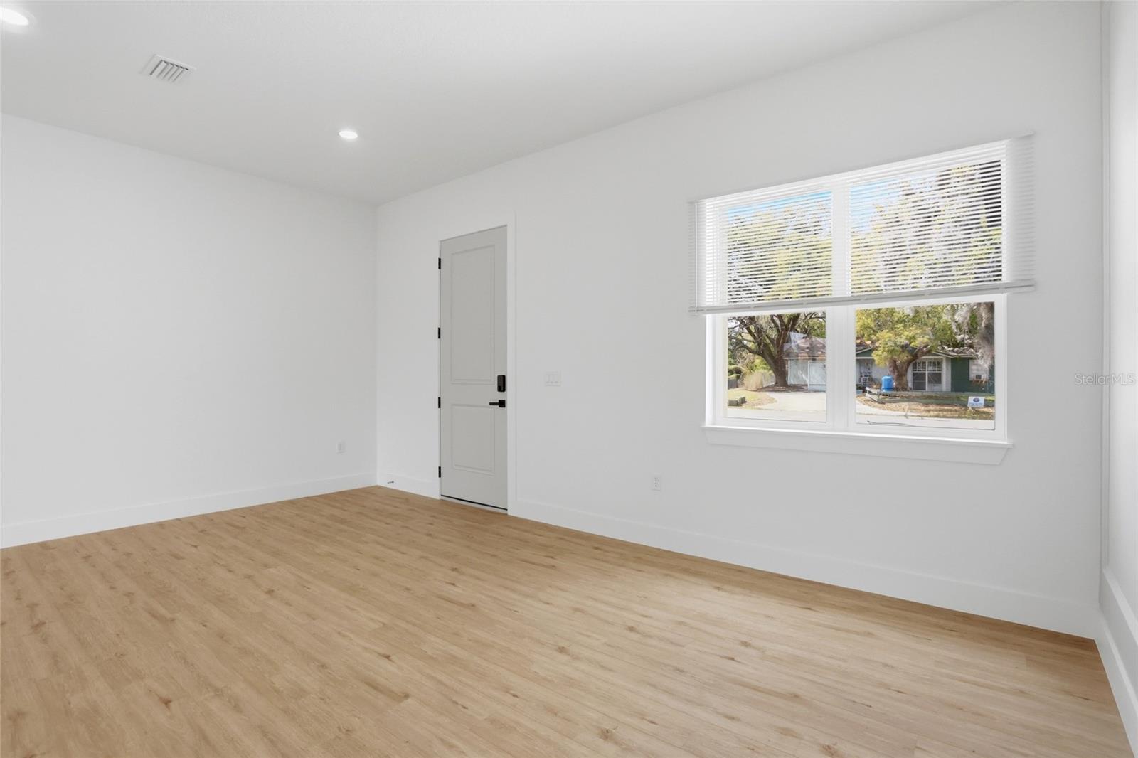 OAK TERRACE - Residential