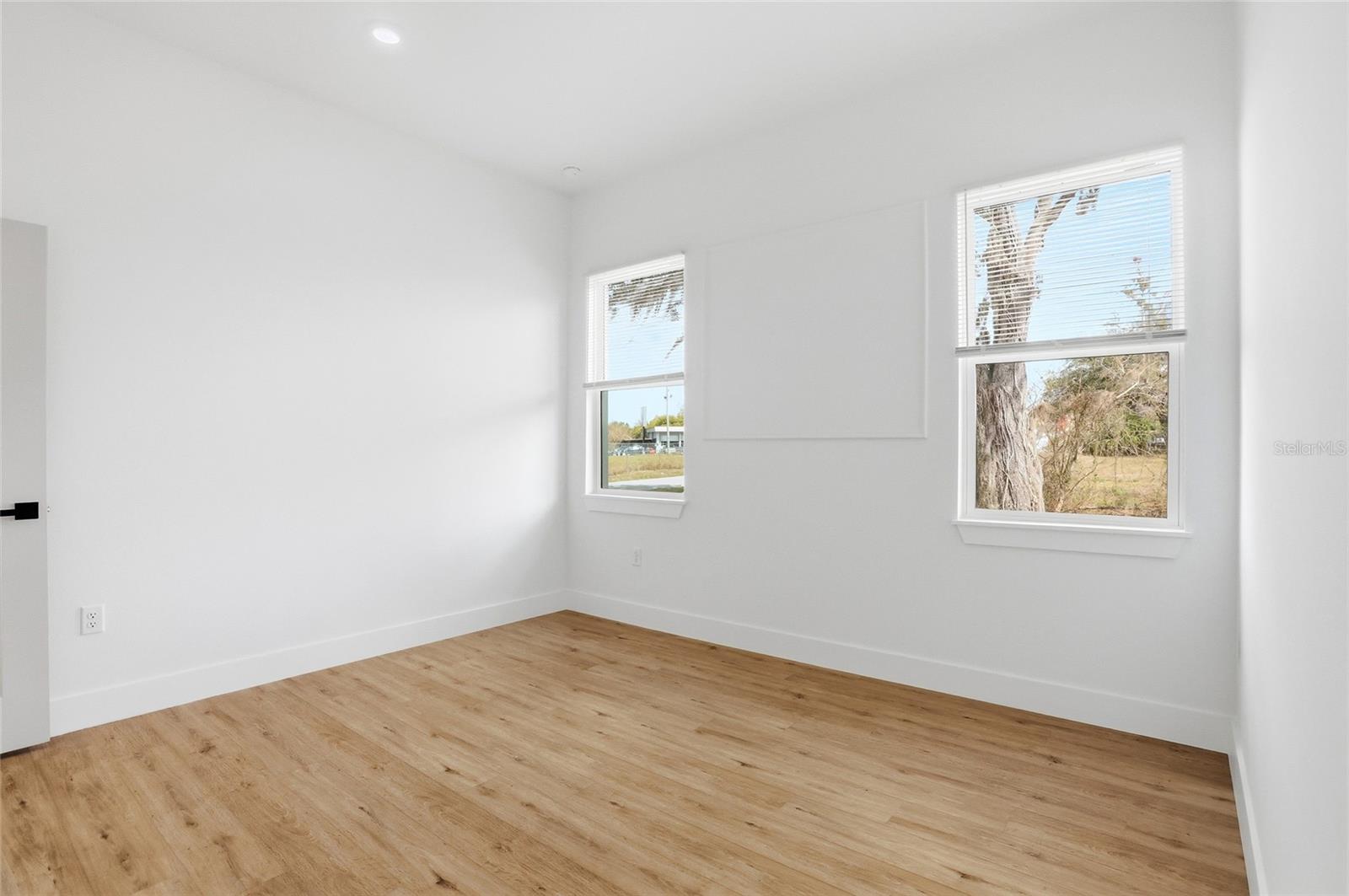 OAK TERRACE - Residential