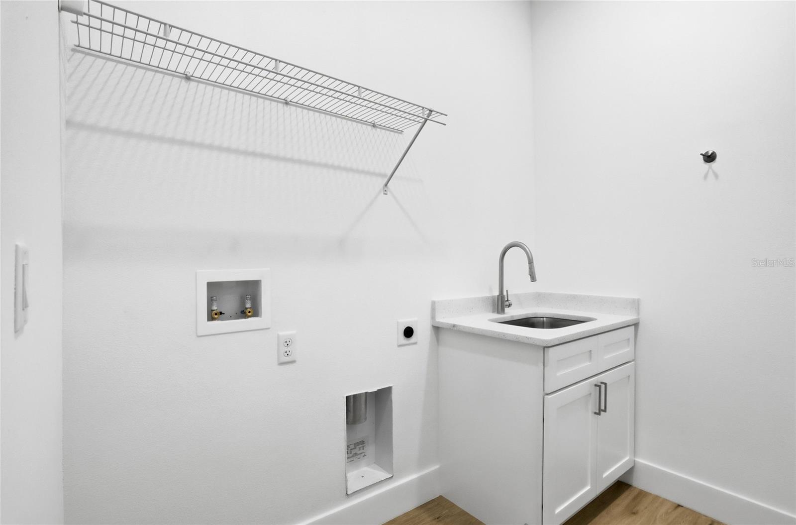 OAK TERRACE - Residential