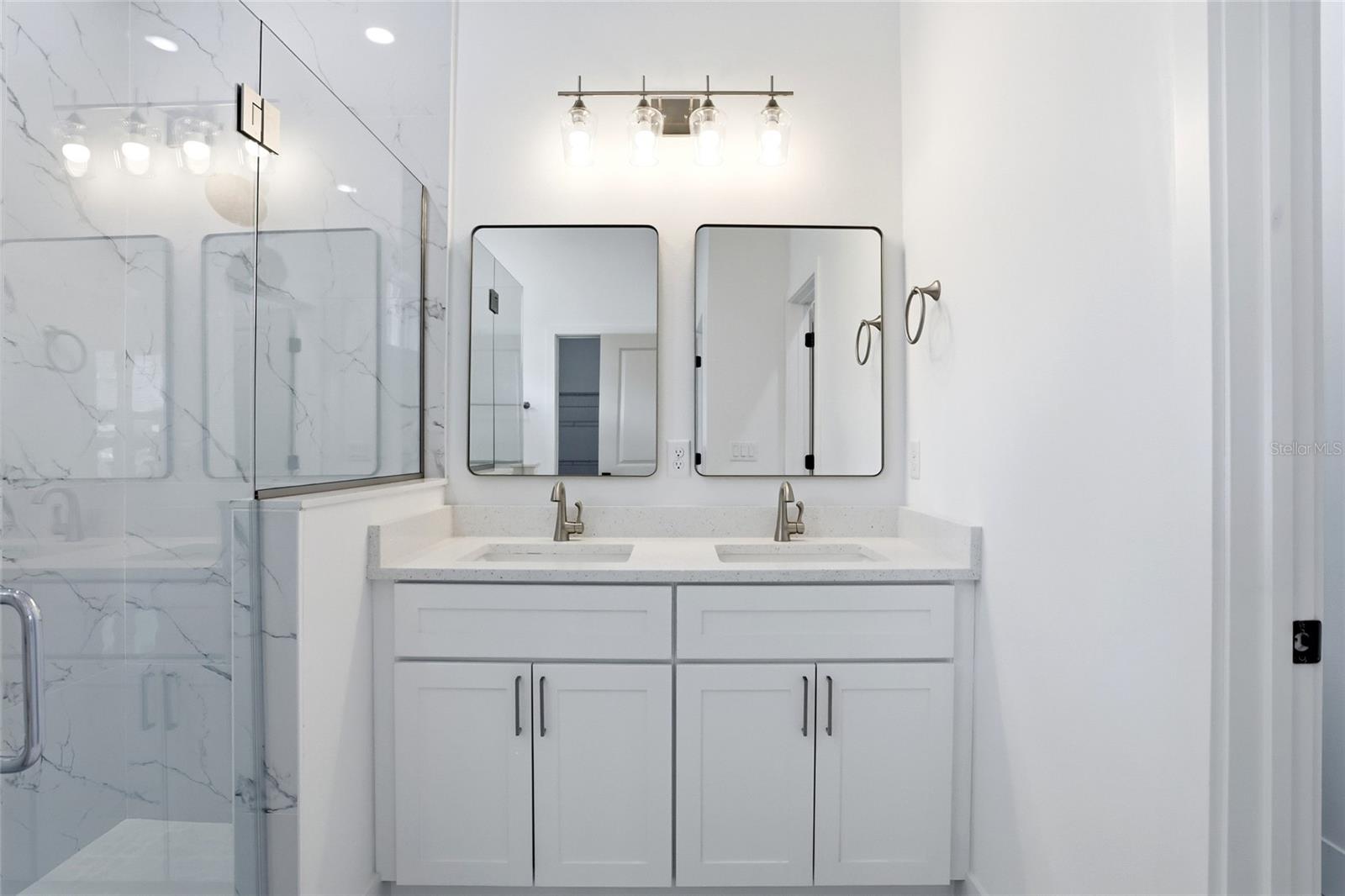 OAK TERRACE - Residential