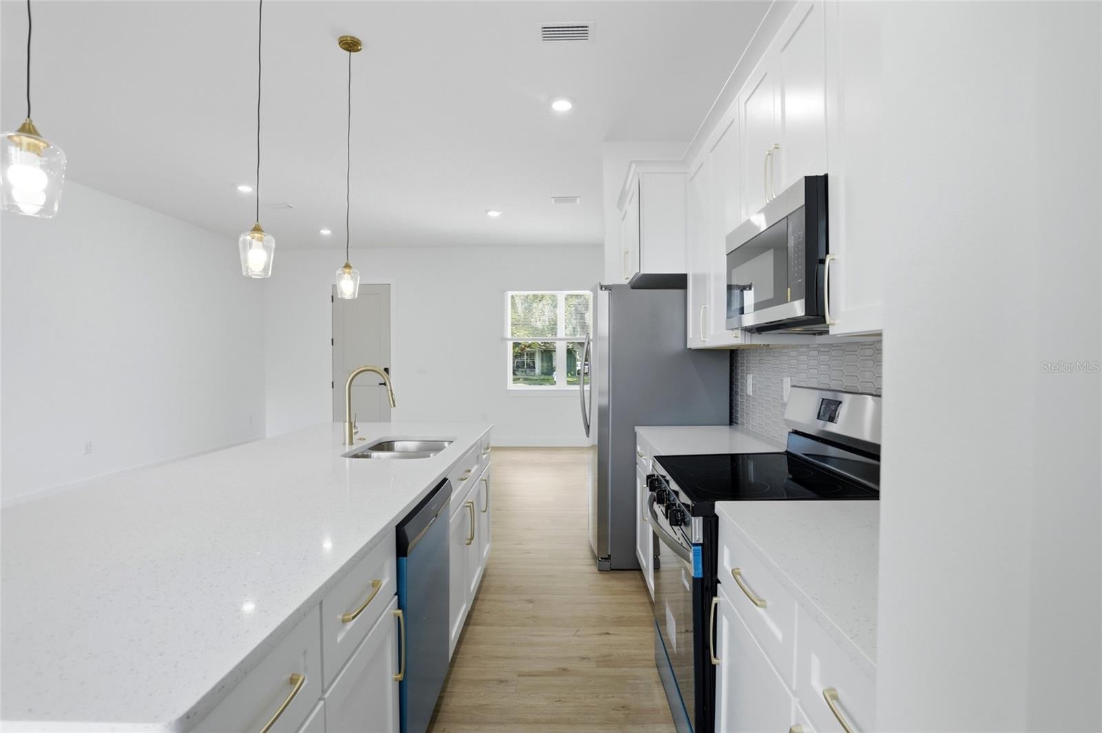 OAK TERRACE - Residential