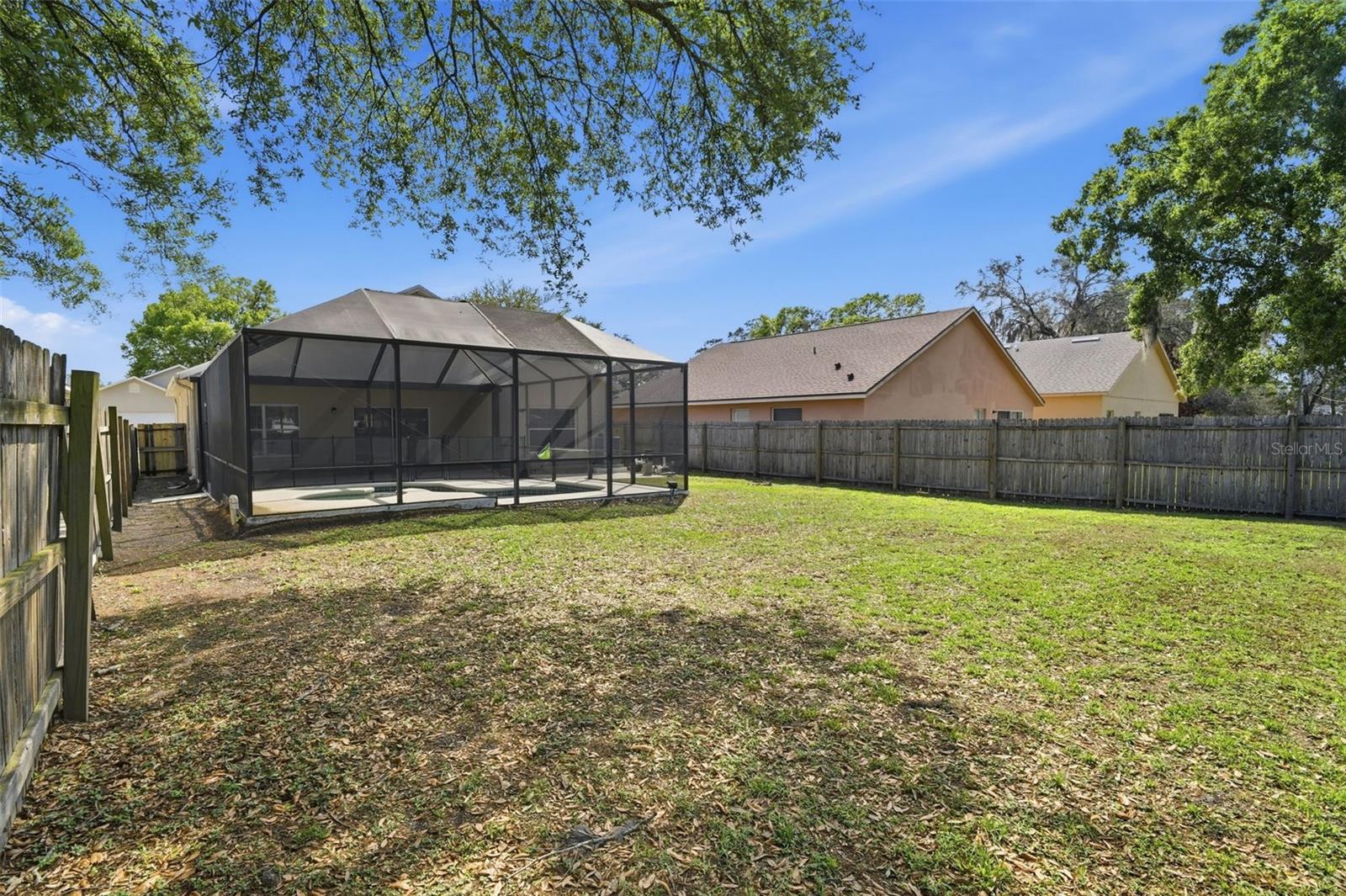 CRYSTAL COVE - Residential