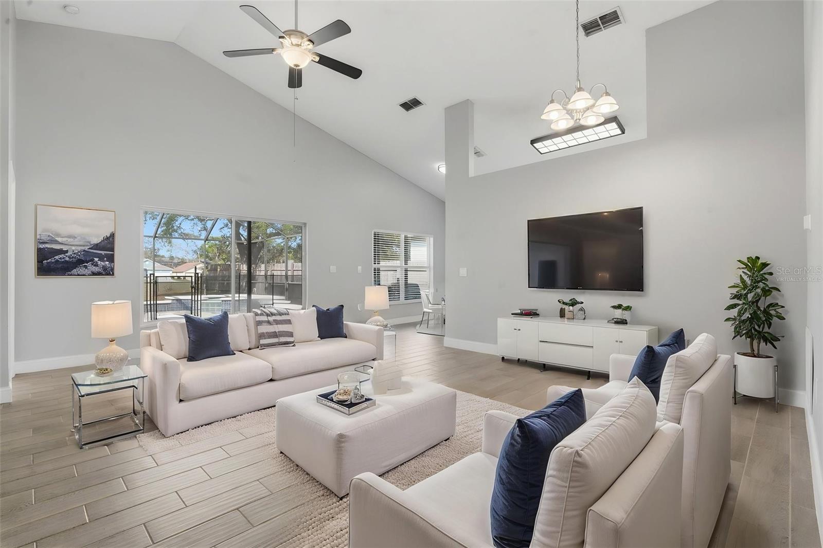 CRYSTAL COVE - Residential