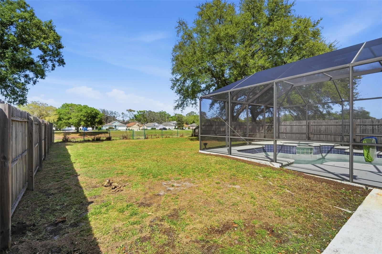 CRYSTAL COVE - Residential