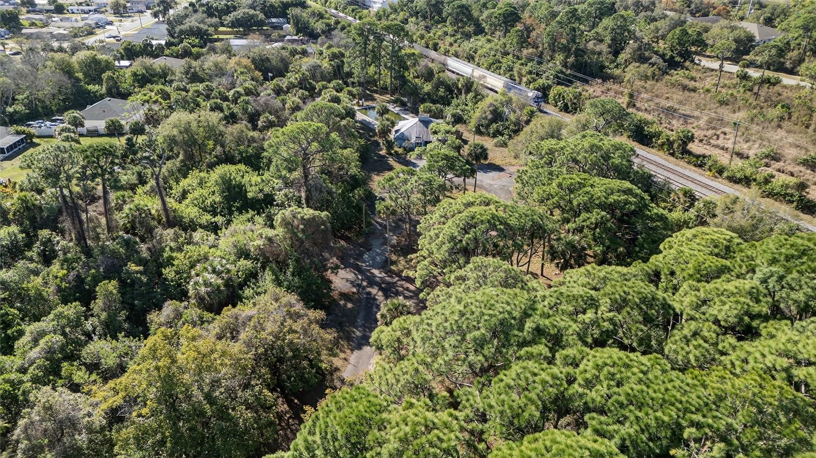 DELESPINE ON INDIAN RIVER - Land