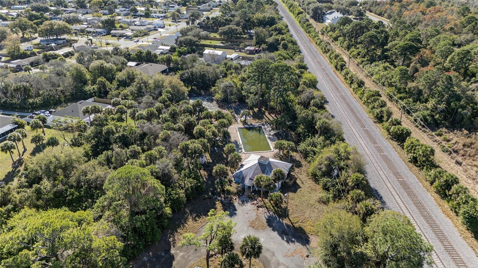 DELESPINE ON INDIAN RIVER - Land