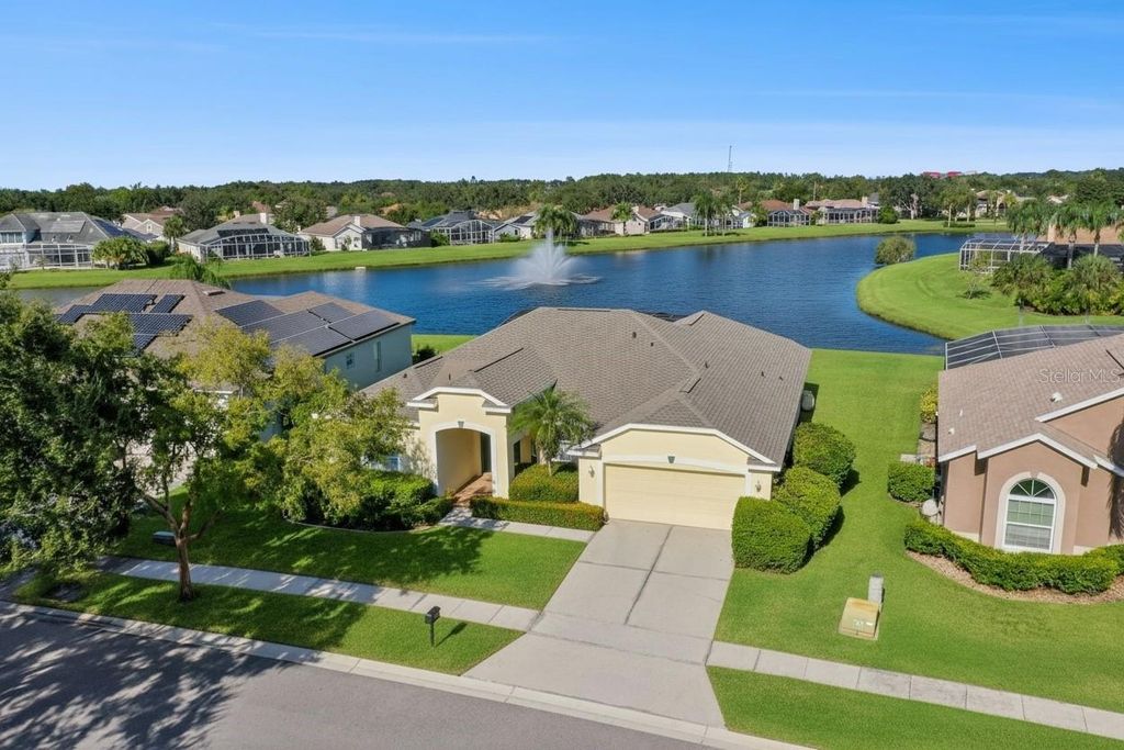 Photo of 437 Emory Oak St, Ocoee, FL 34761 (MLS # O6351168)