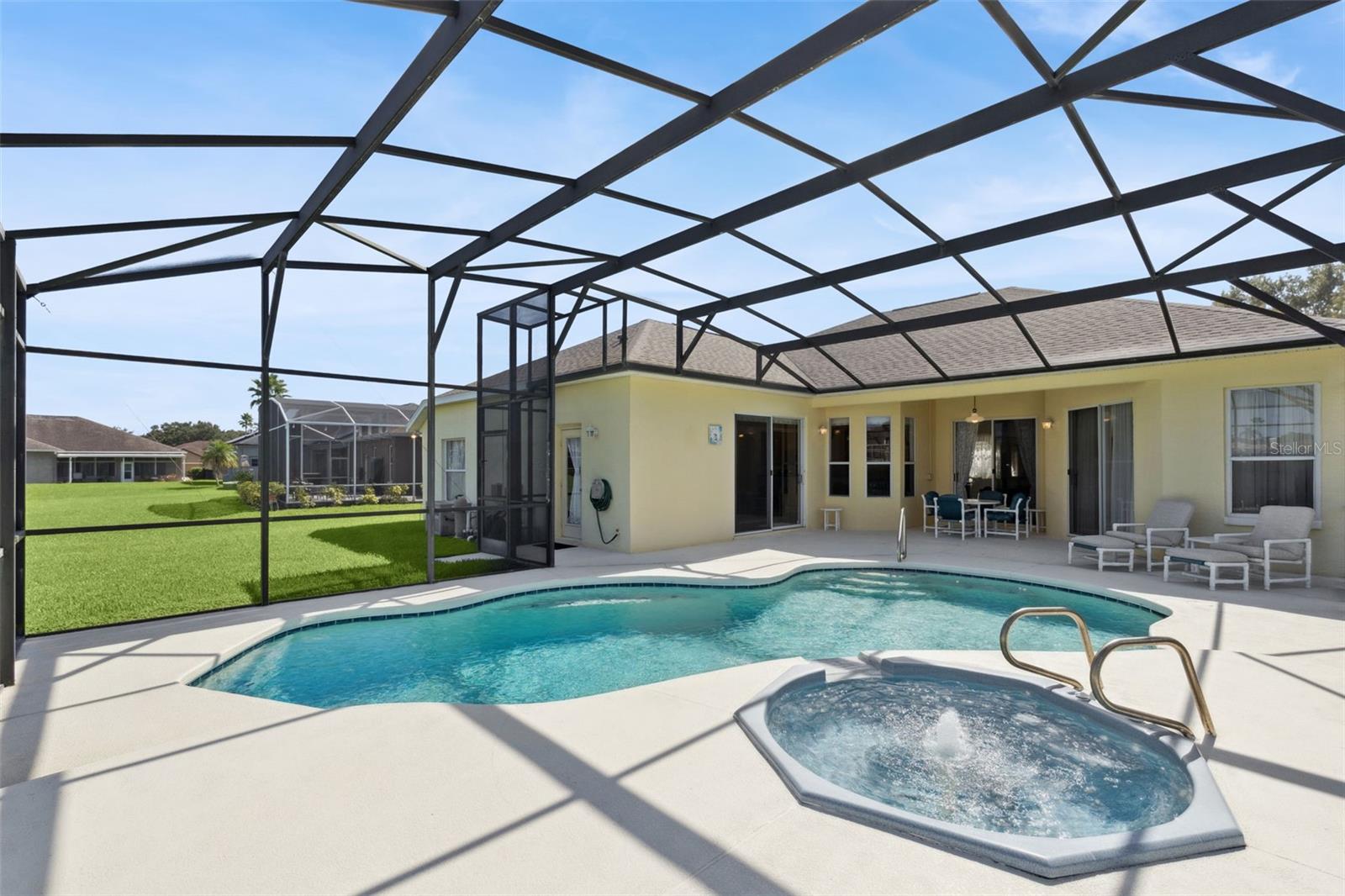 BROOKHAVEN OAKS/WESMERE - Residential