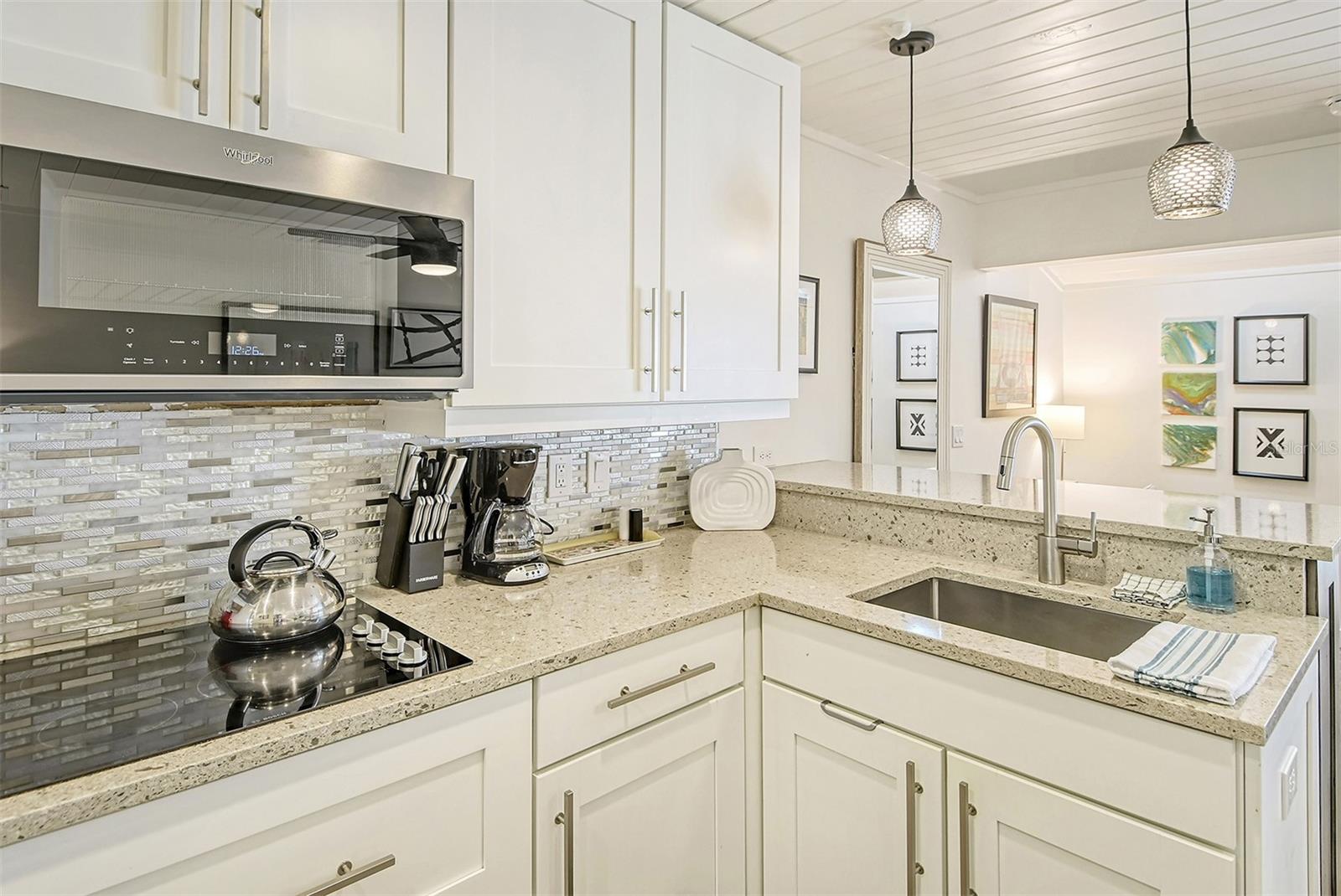 BUNKER OAKS - Residential
