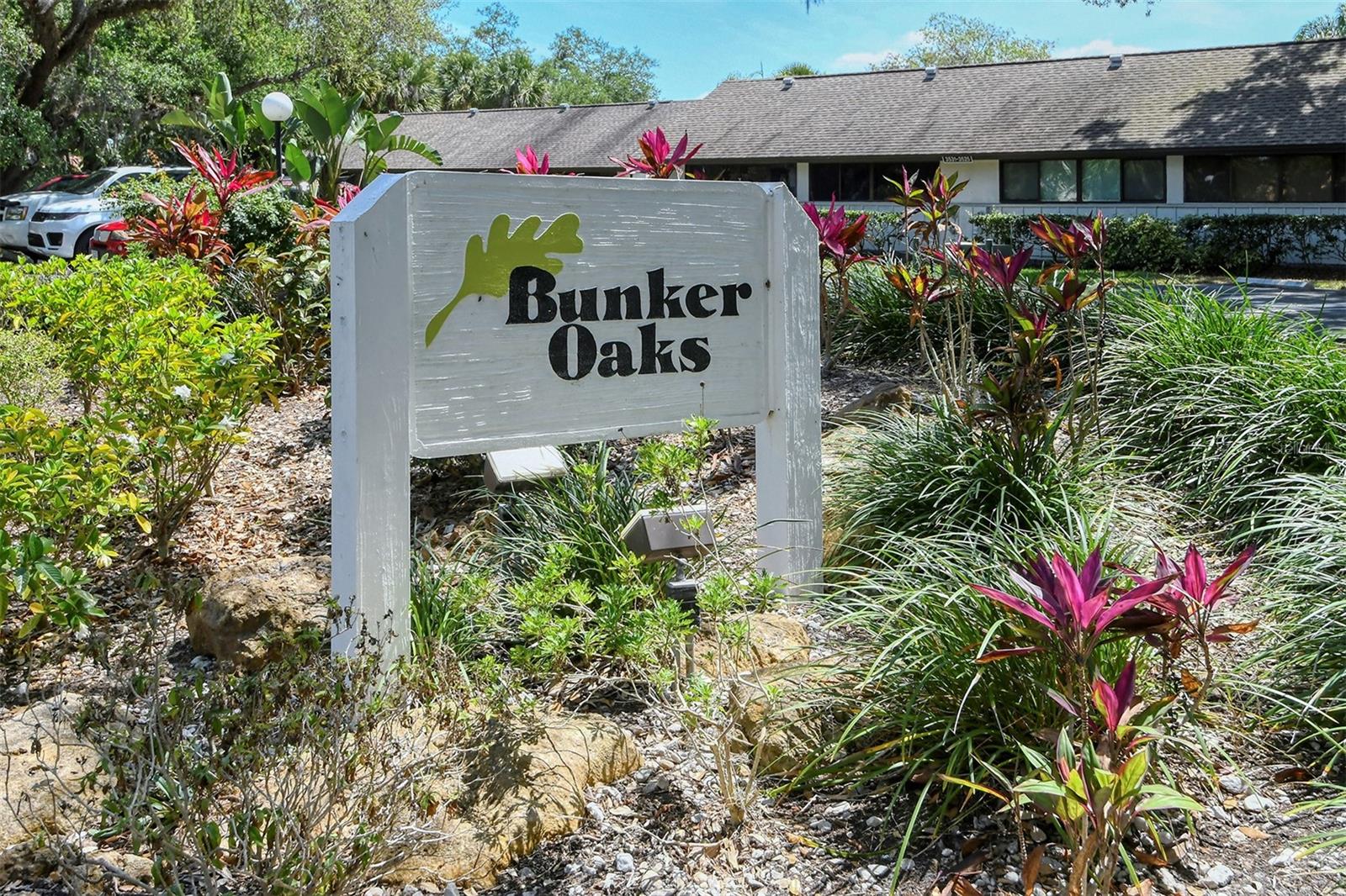 BUNKER OAKS - Residential