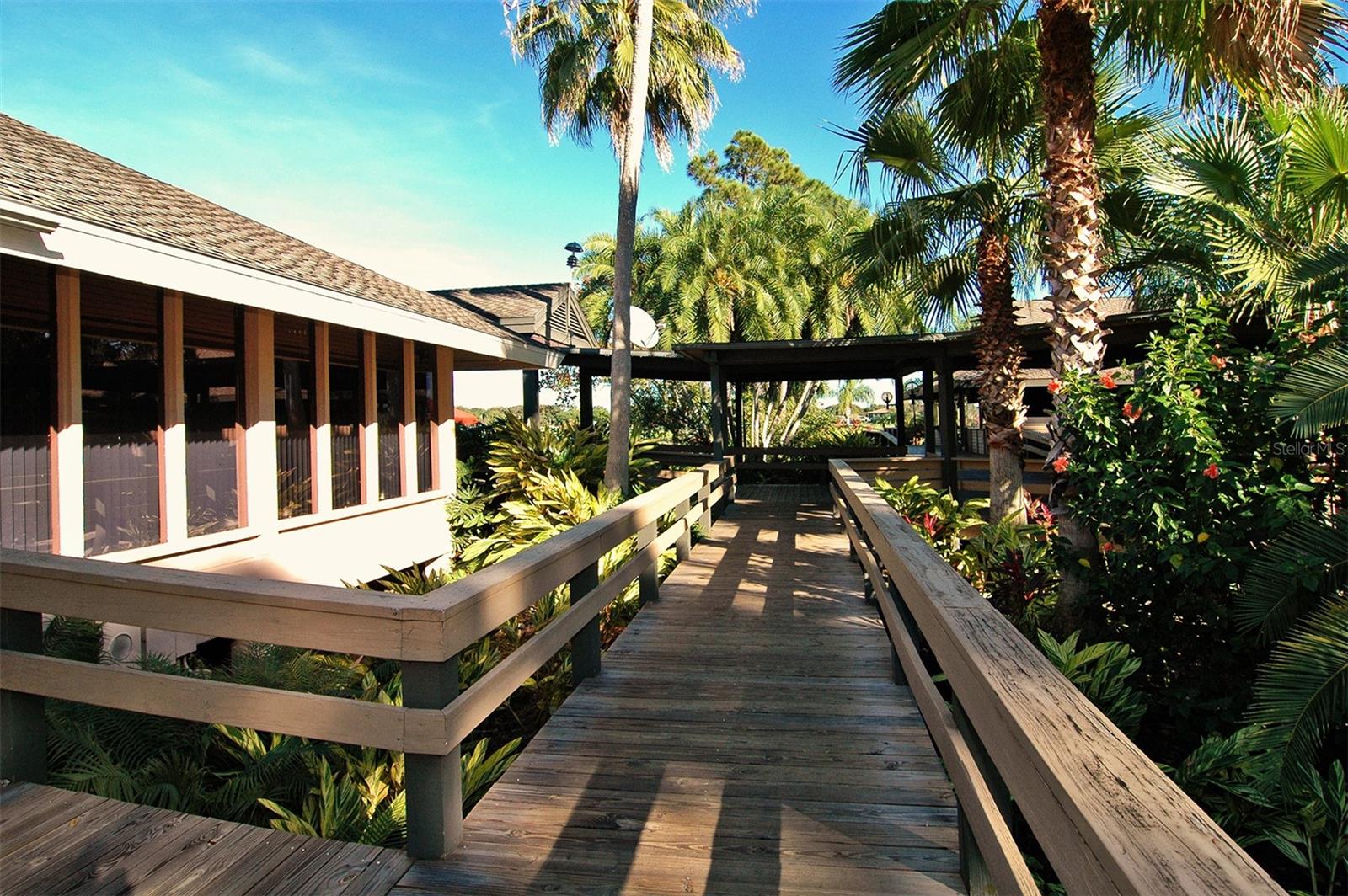 BUNKER OAKS - Residential