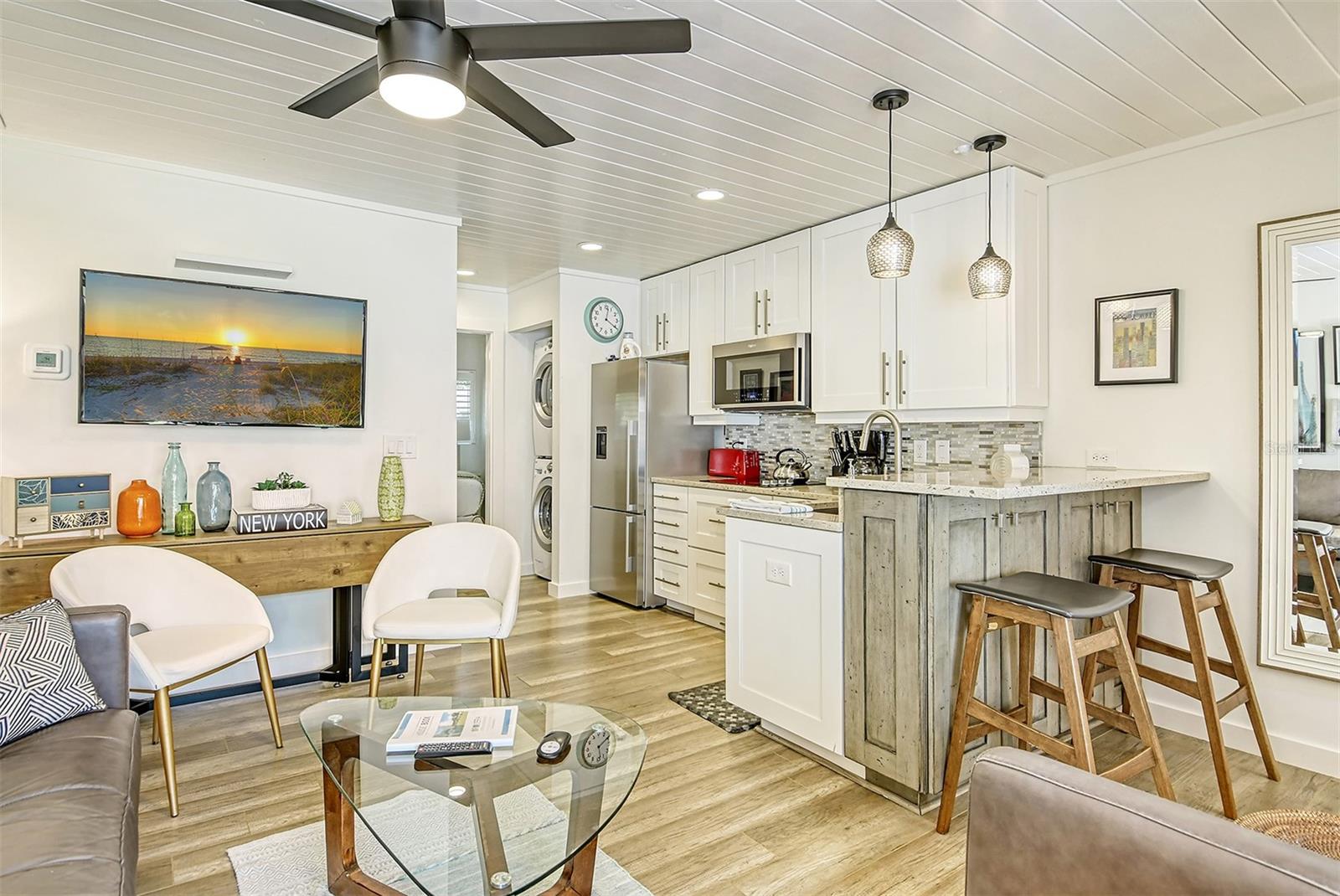 BUNKER OAKS - Residential