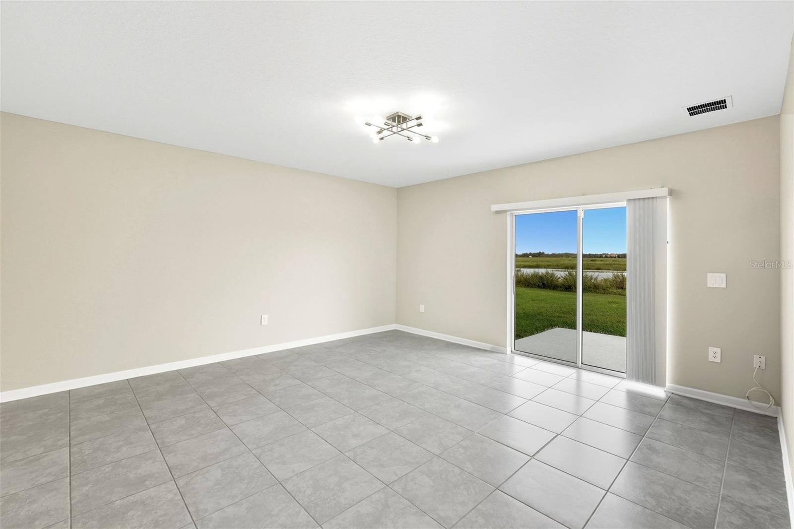 ASTONIA NORTH 2 - Residential