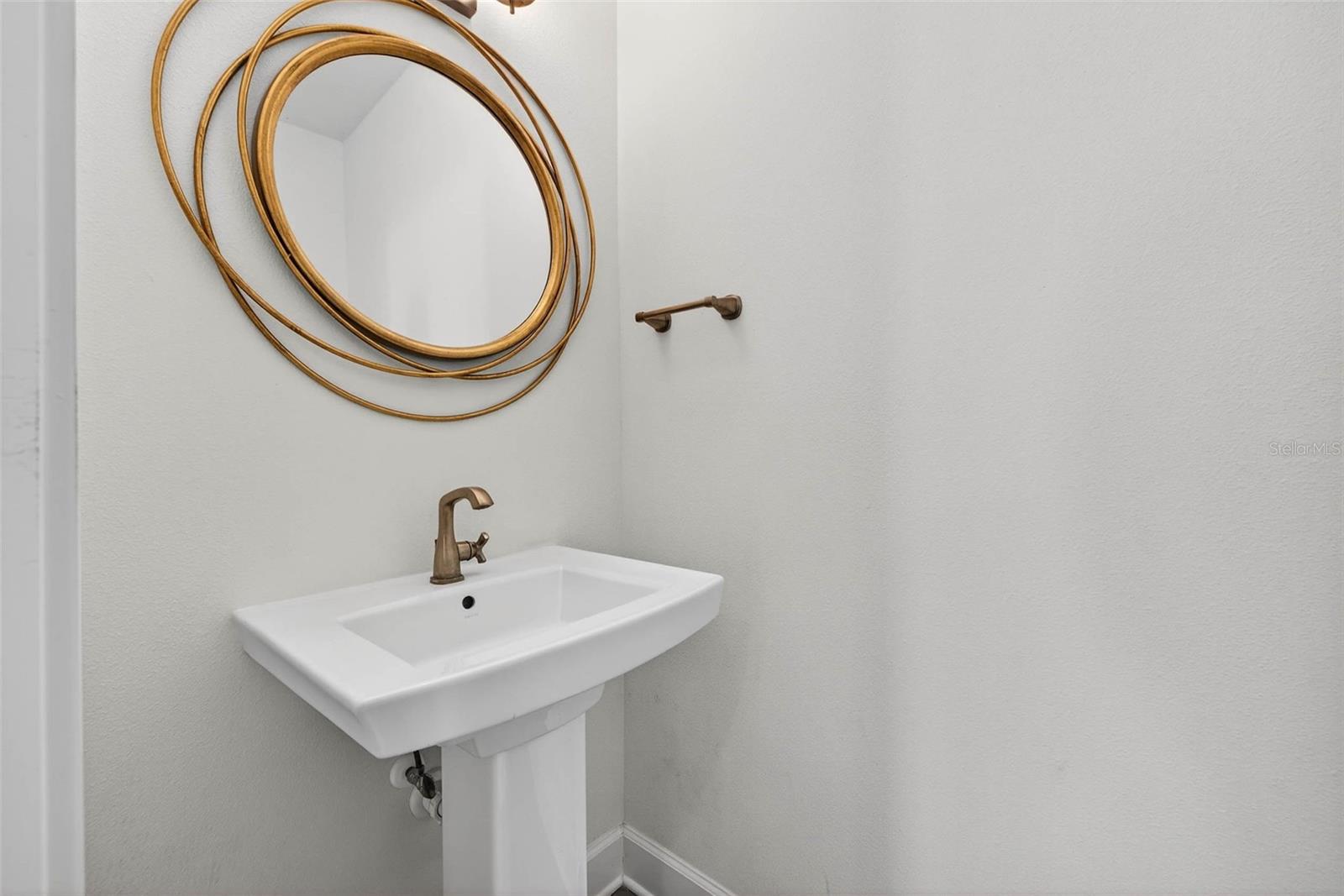 NORTH 1ST TWNHMS - Residential