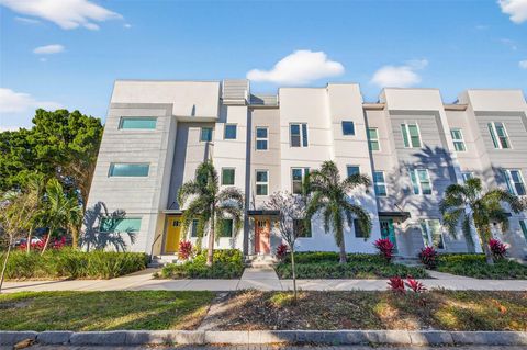 Photo of 104 26th Street N, St Petersburg, FL 33713 (MLS # TB8467923)