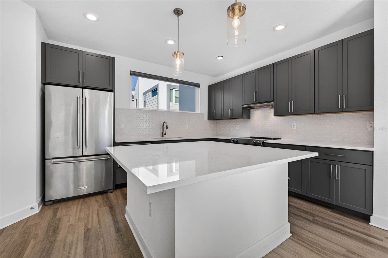 NORTH 1ST TWNHMS - Residential