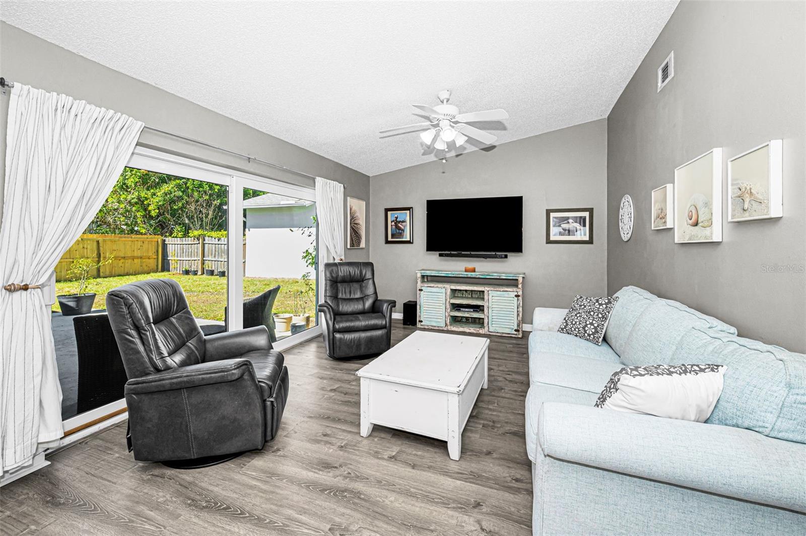 CYPRESS GREEN - Residential