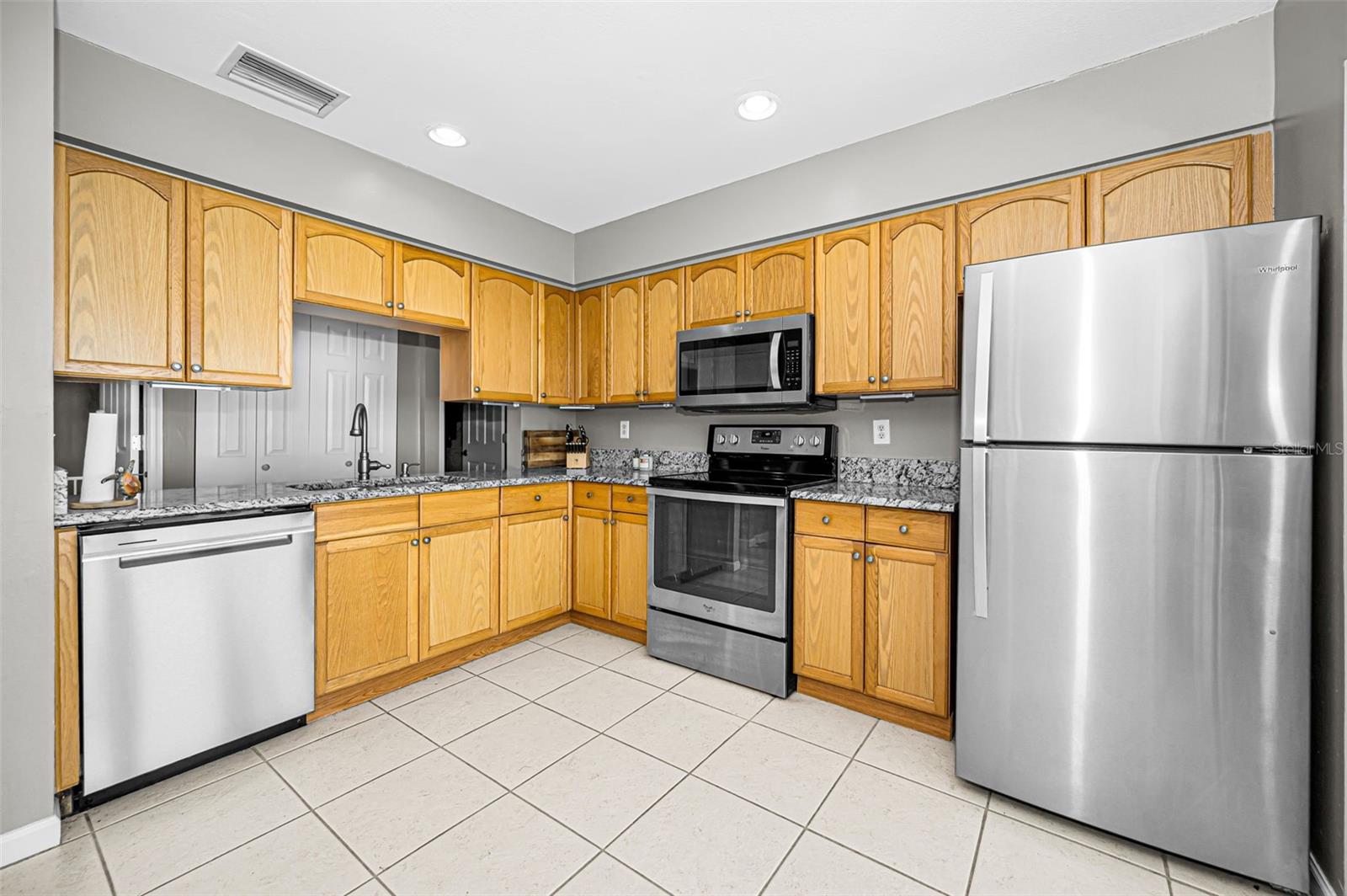 CYPRESS GREEN - Residential