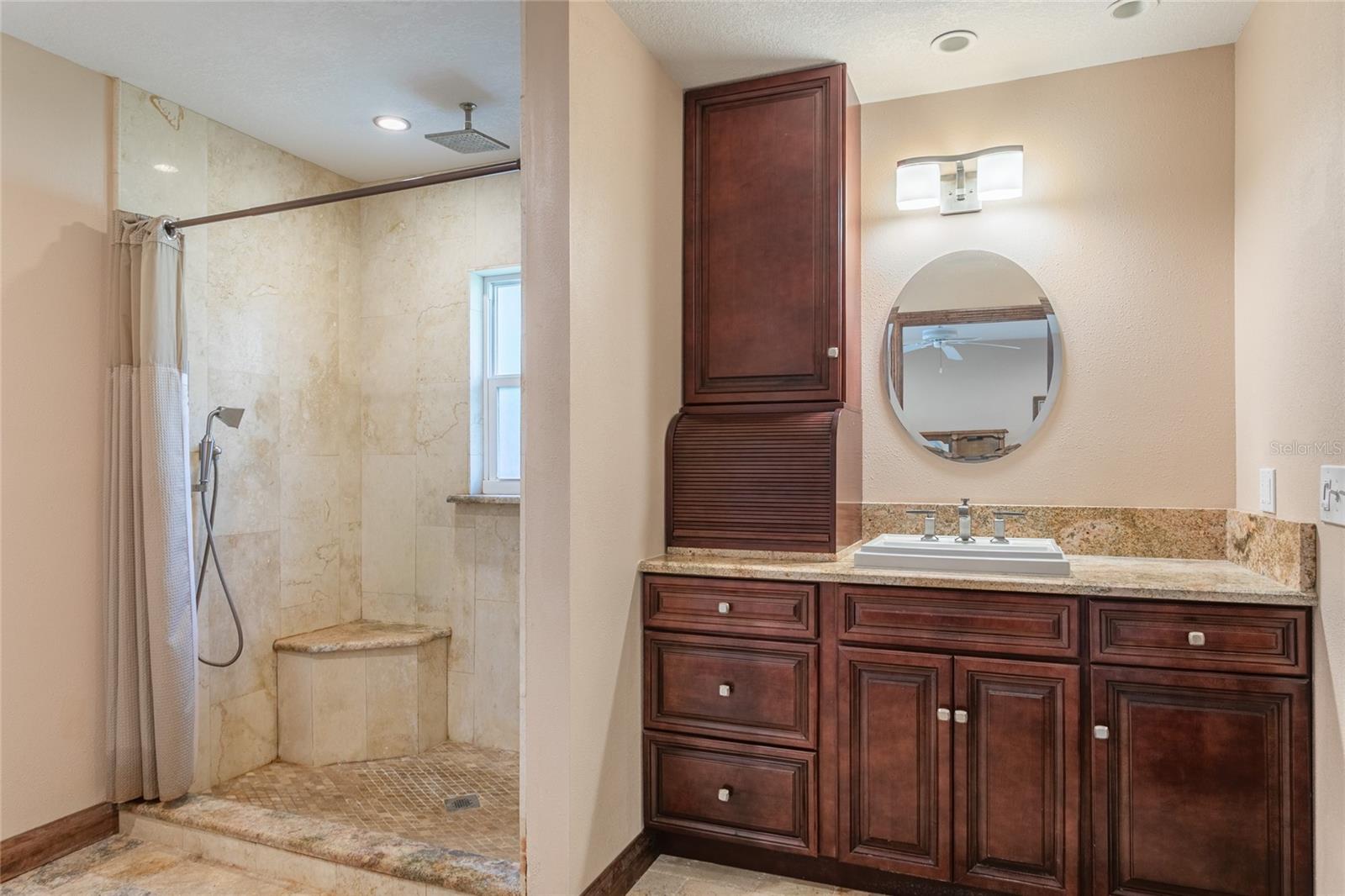 BAY PORT COLONY PH II UN I - Residential