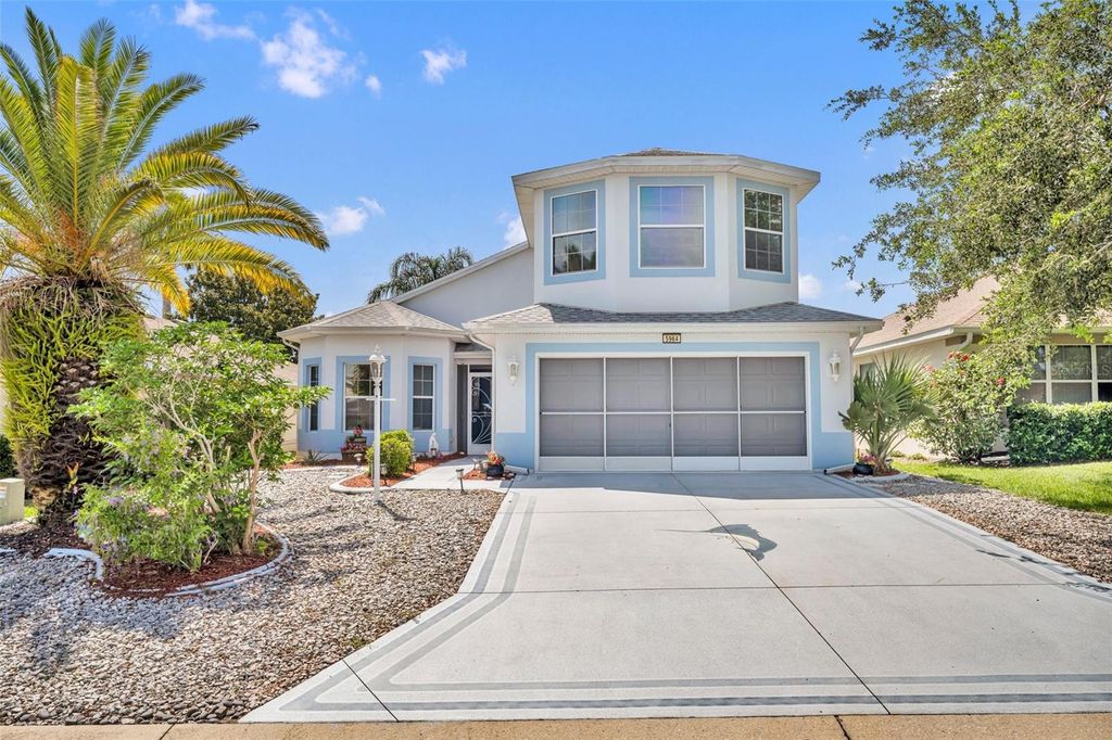 Photo of 5964 Brittania Boulevard, Tavares, FL 32778 (MLS # G5098021)