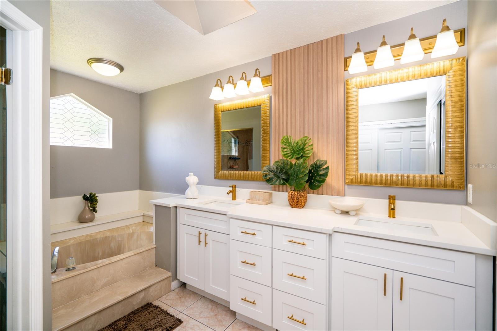 EAGLEBROOK PH 2 - Residential