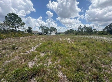 5761 CORTEZ BOULEVARD SEBRING FL 33872