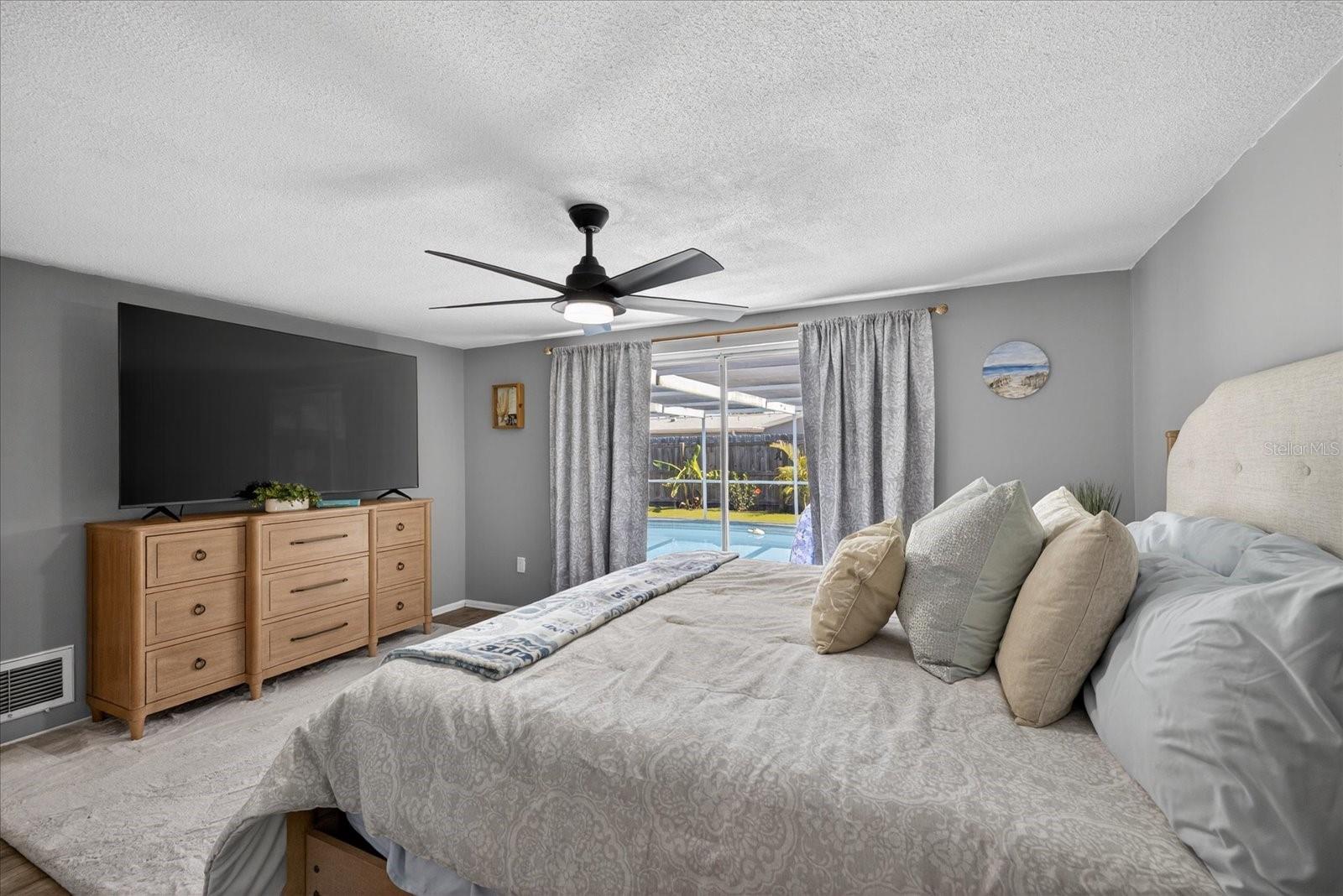 HOLIDAY LAKE ESTATES 21 - Residential