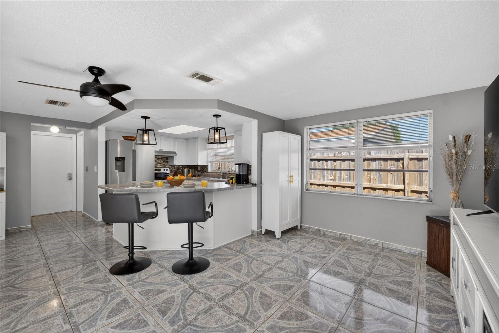 HOLIDAY LAKE ESTATES 21 - Residential