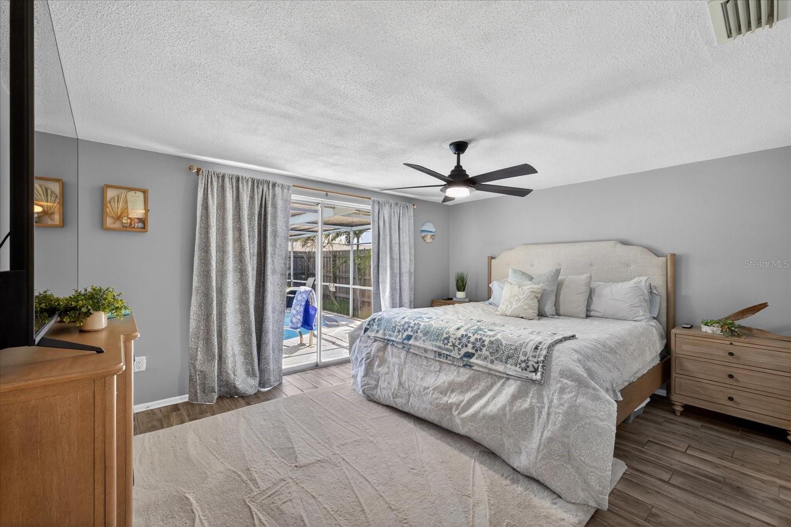 HOLIDAY LAKE ESTATES 21 - Residential