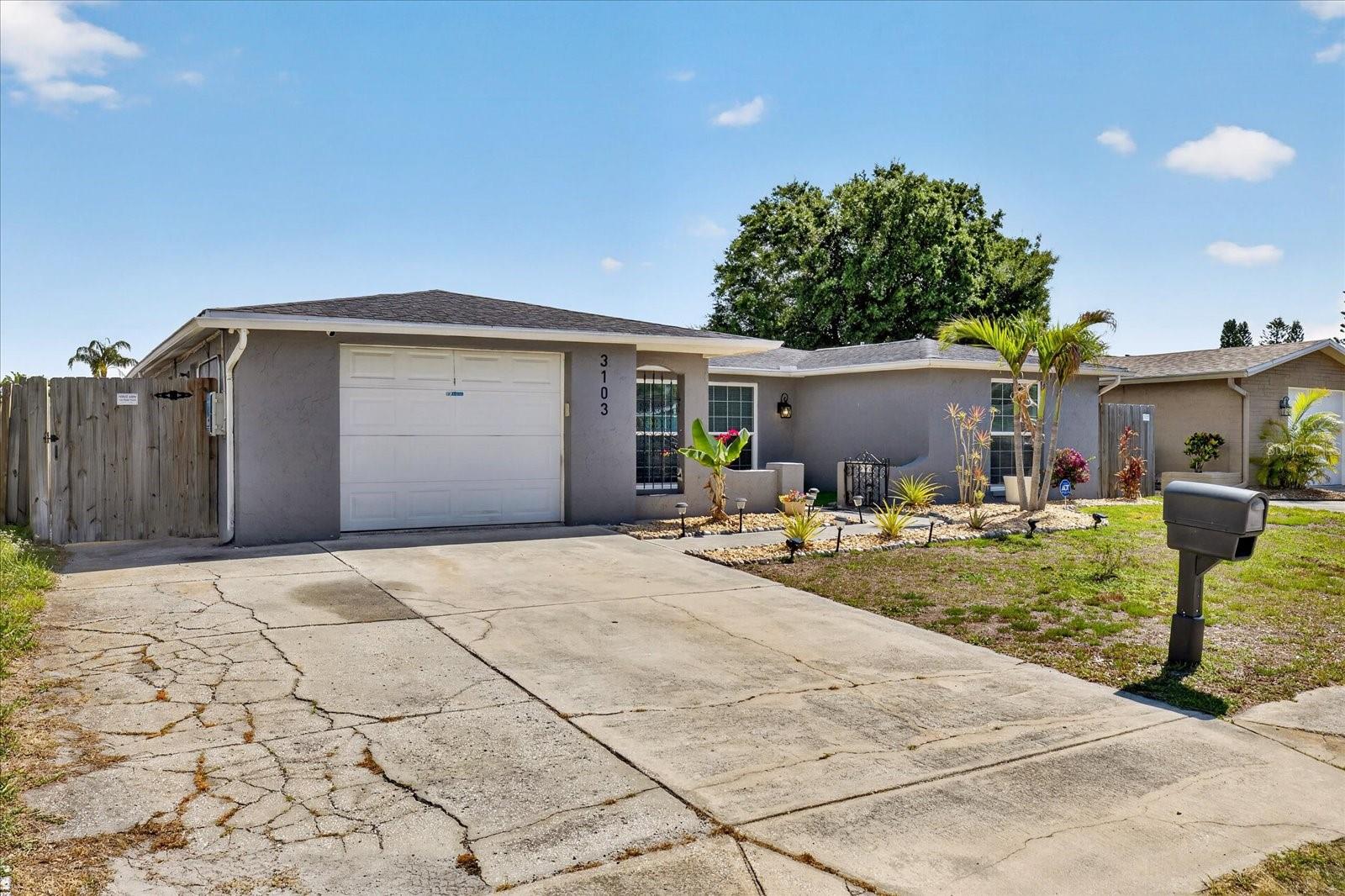 HOLIDAY LAKE ESTATES 21 - Residential