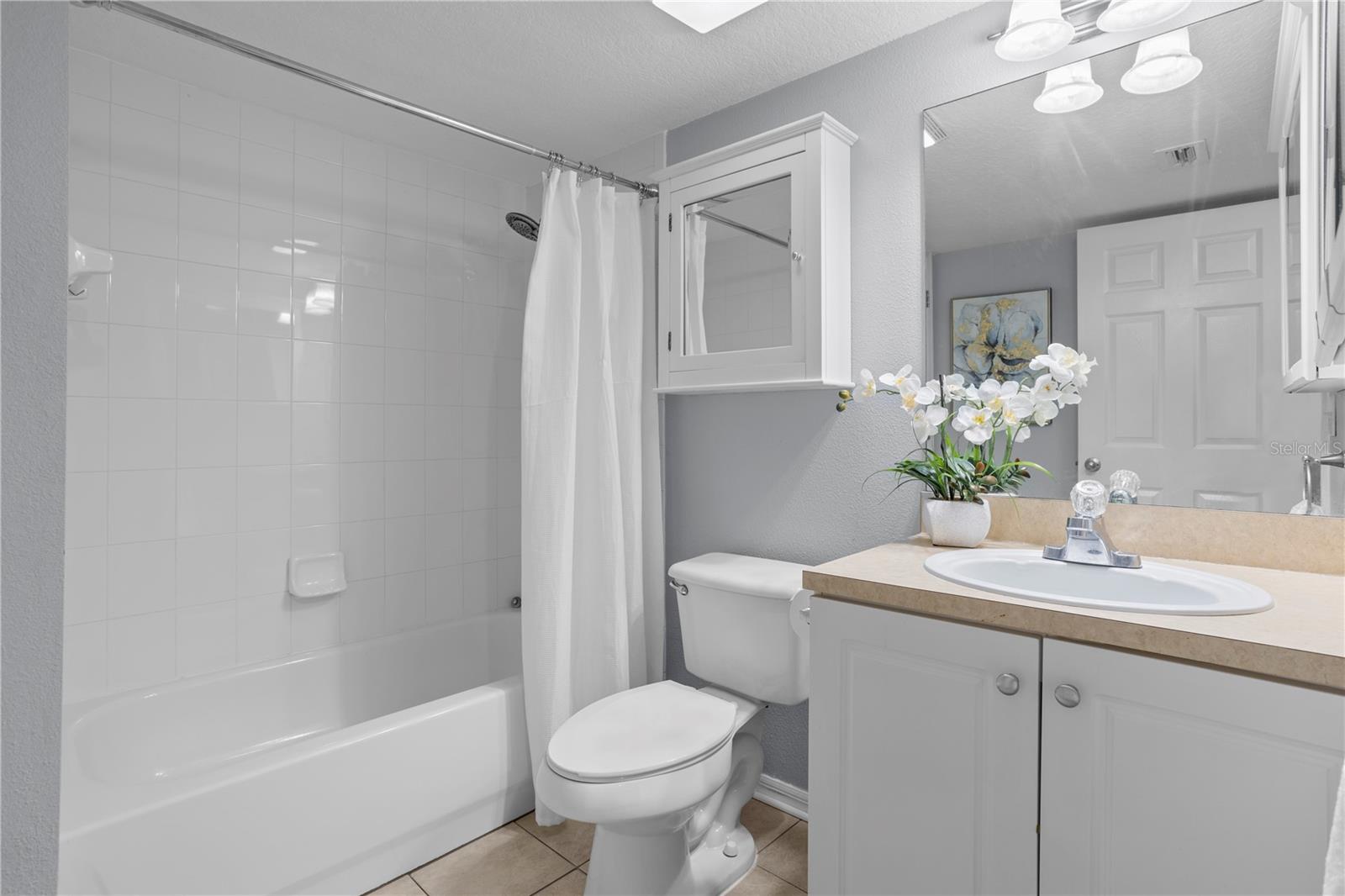 COVE AT PEARL LAKE - Residential