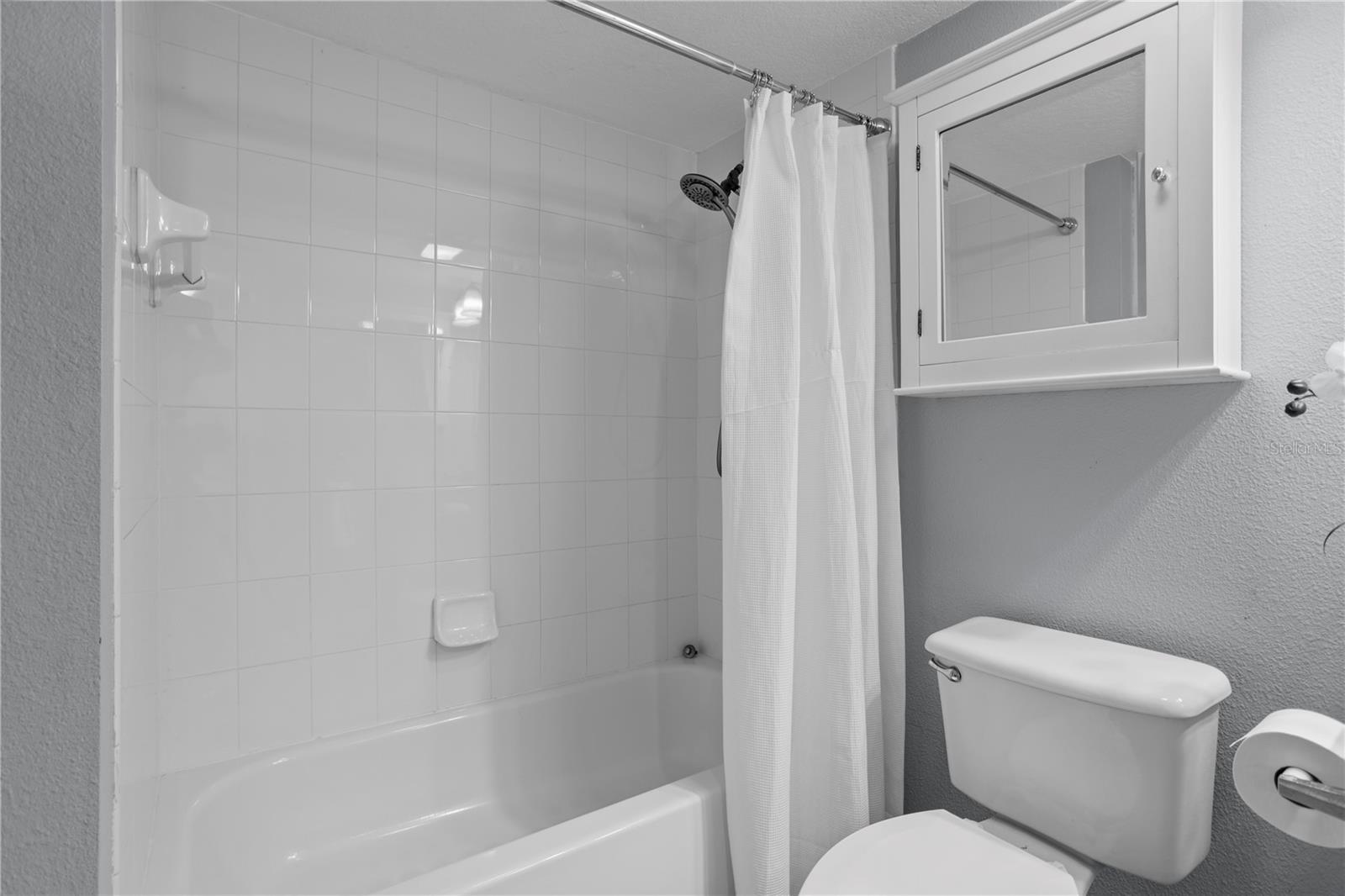 COVE AT PEARL LAKE - Residential