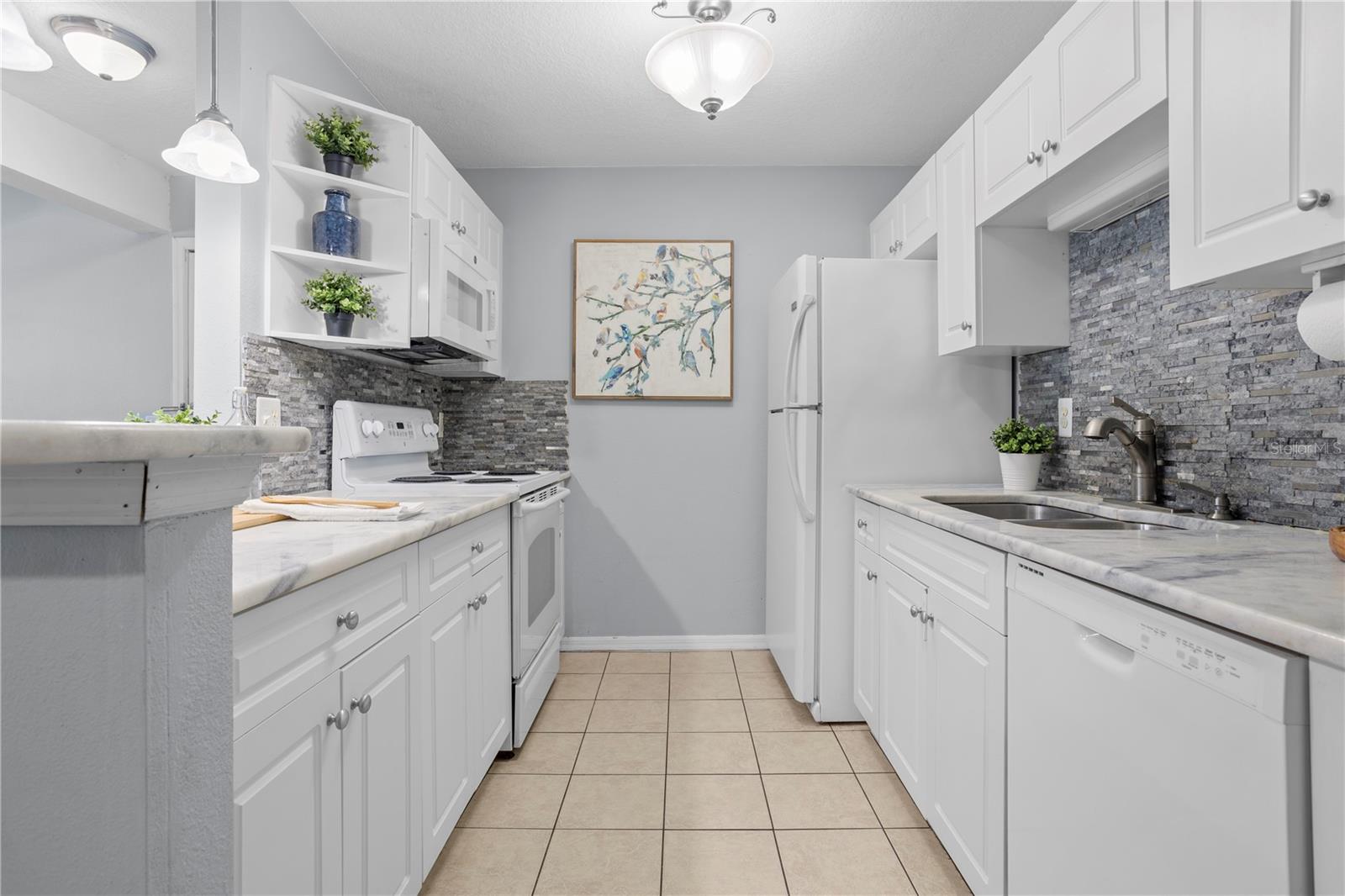 COVE AT PEARL LAKE - Residential