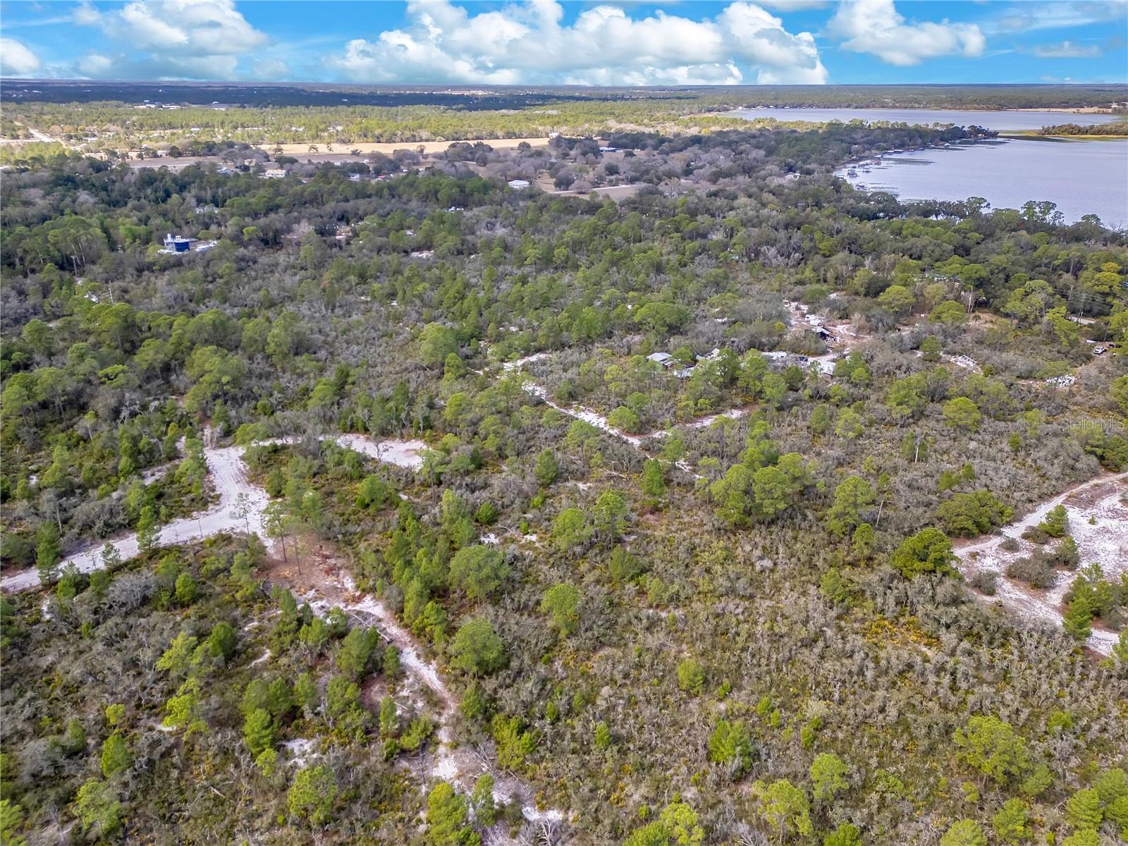 SEBRING LAKES ACRES - Land