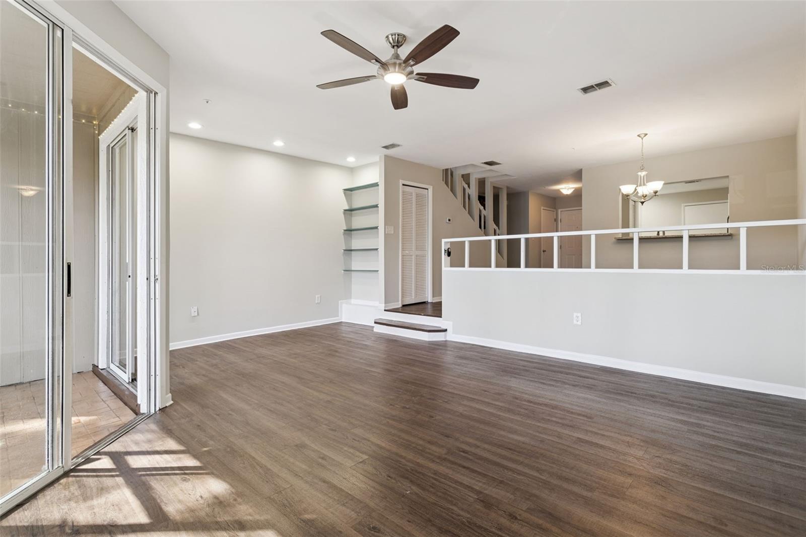 OAK HARBOUR SEC 4 - Residential