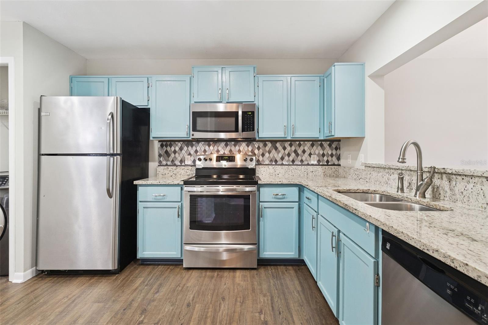 OAK HARBOUR SEC 4 - Residential