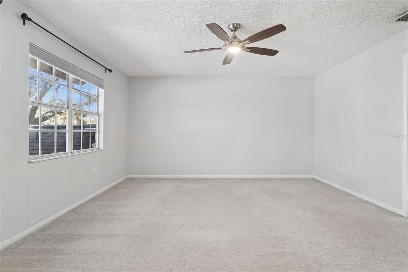 OAK HARBOUR SEC 4 - Residential