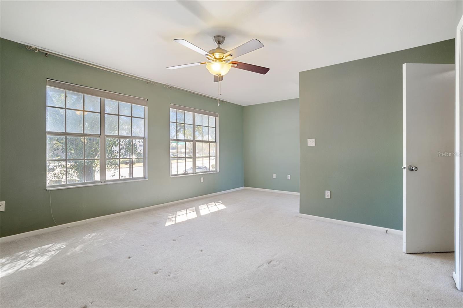 OAK HARBOUR SEC 4 - Residential