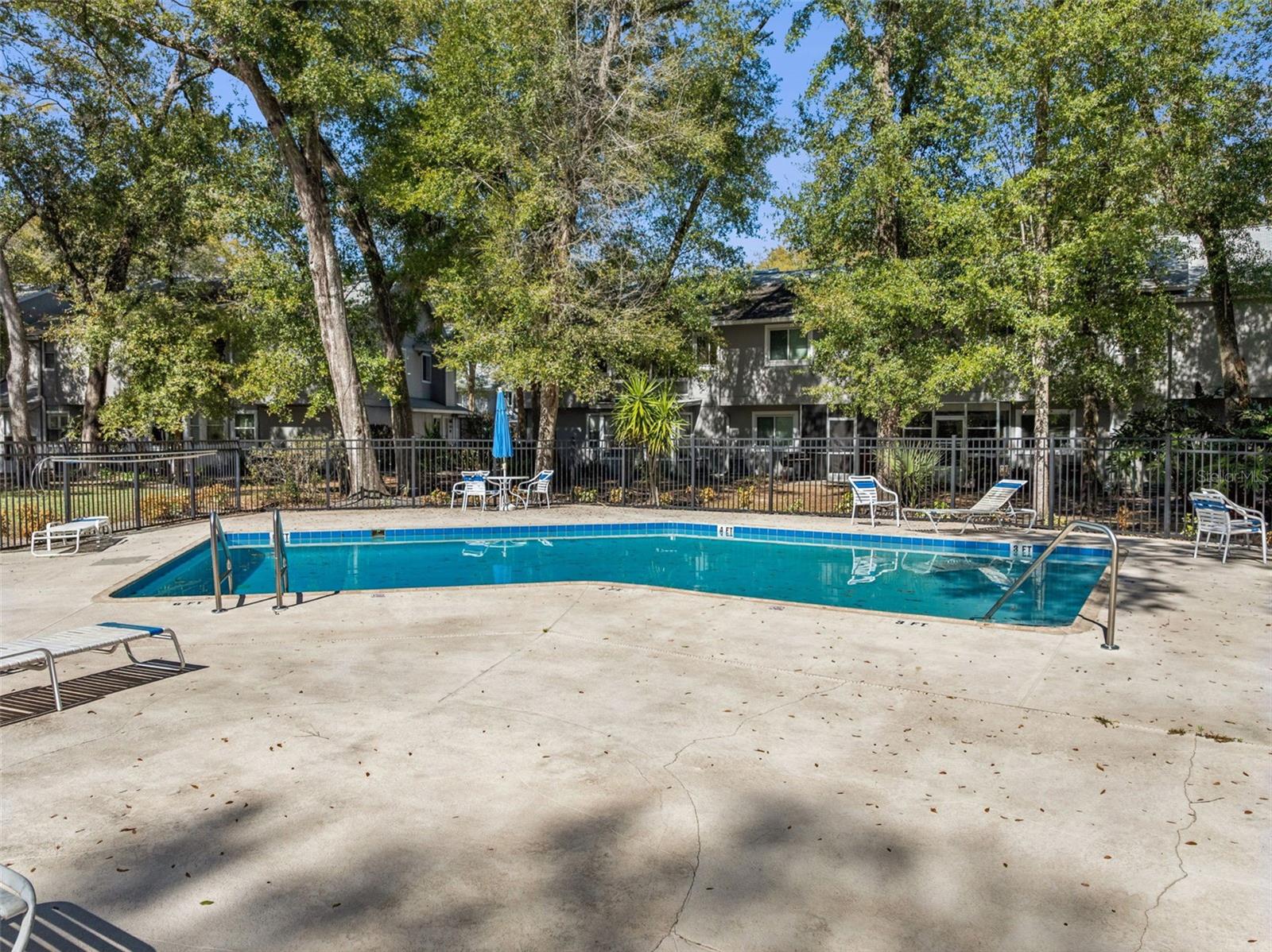 OAK HARBOUR SEC 4 - Residential