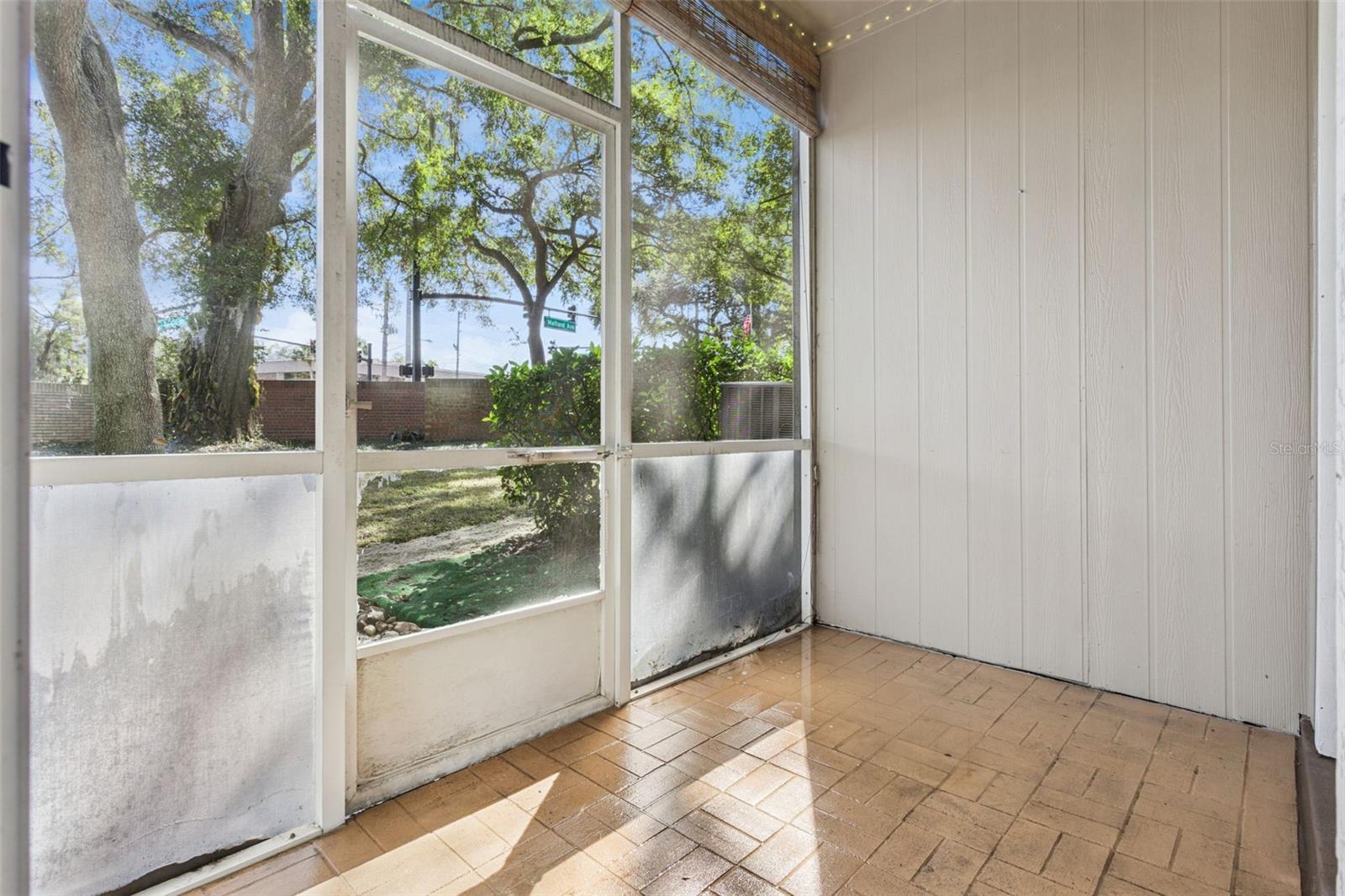 OAK HARBOUR SEC 4 - Residential