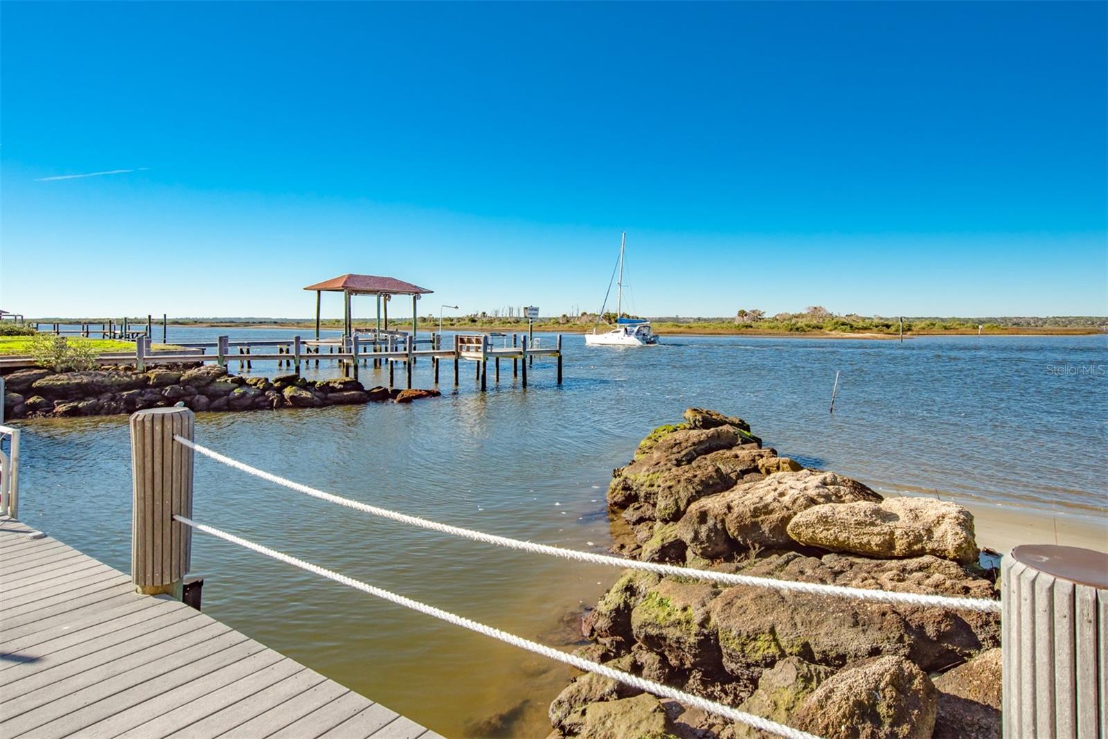 SUNSET HARBOR - Residential